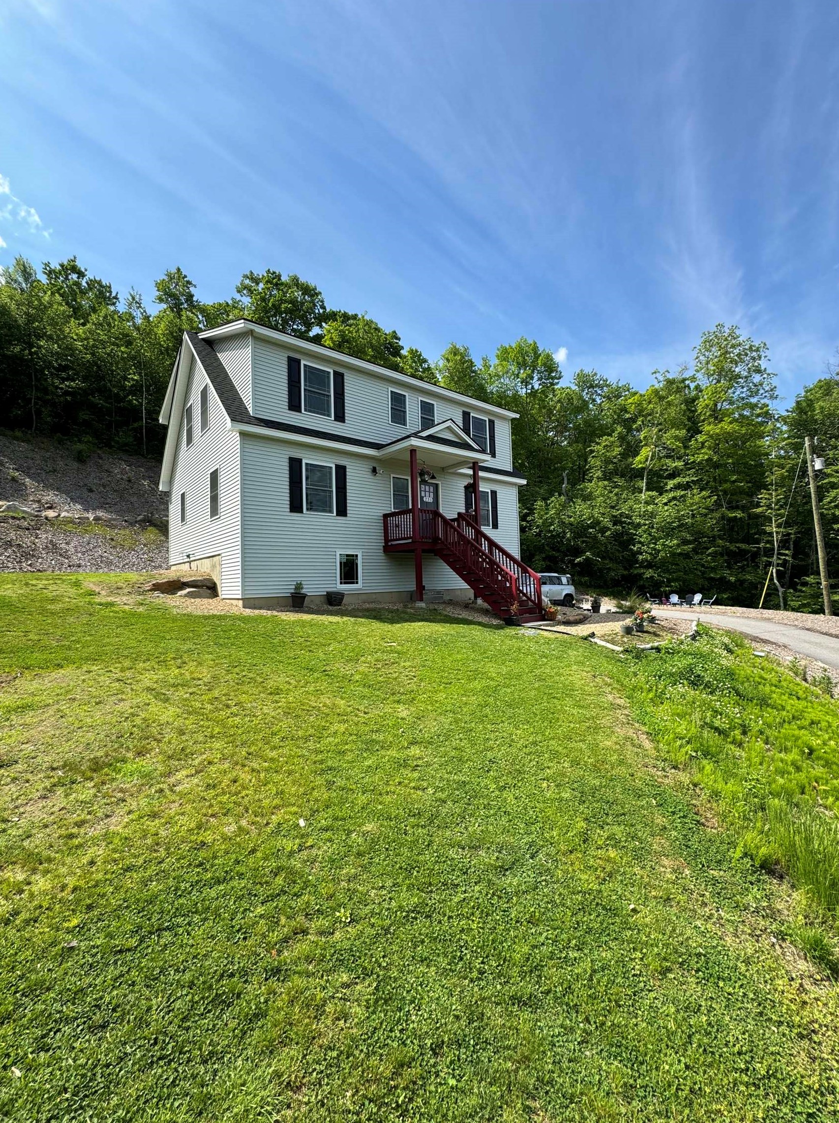 231 Riverdale Rd, New Boston, NH 03070-4203