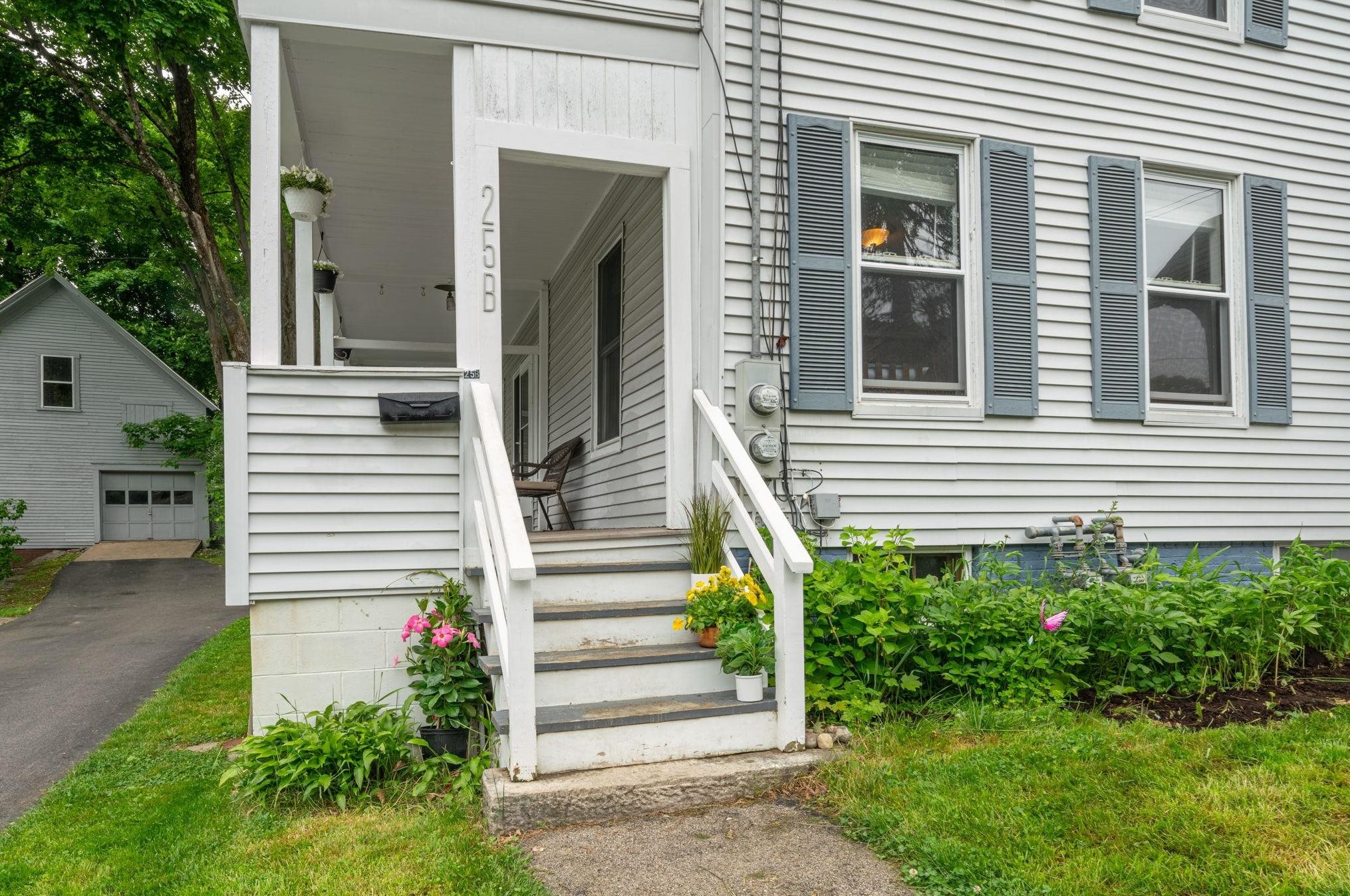 25 Pine St, Concord, NH 03301