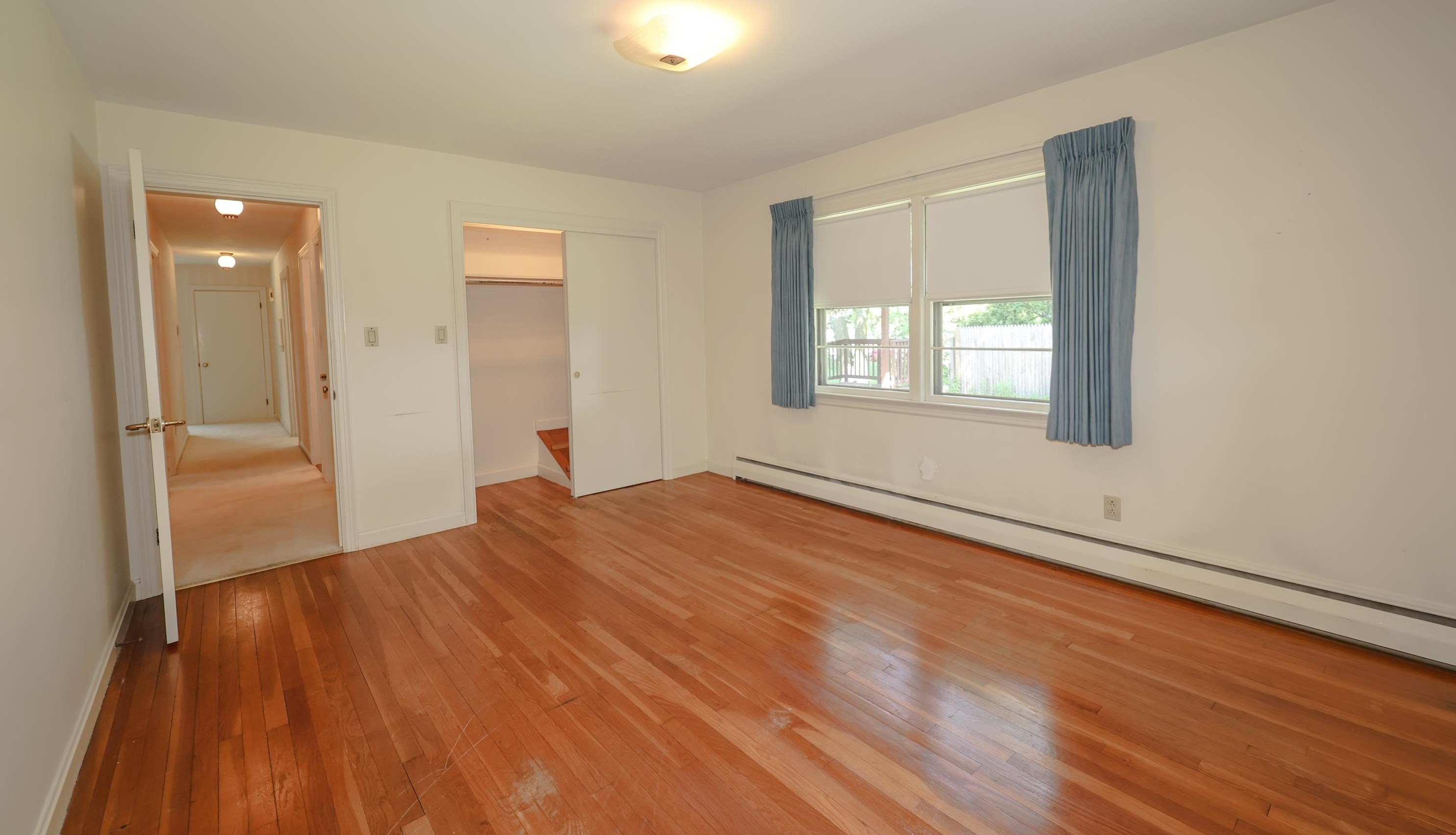 211 River Rd, Manchester NH 03106-2630 exterior