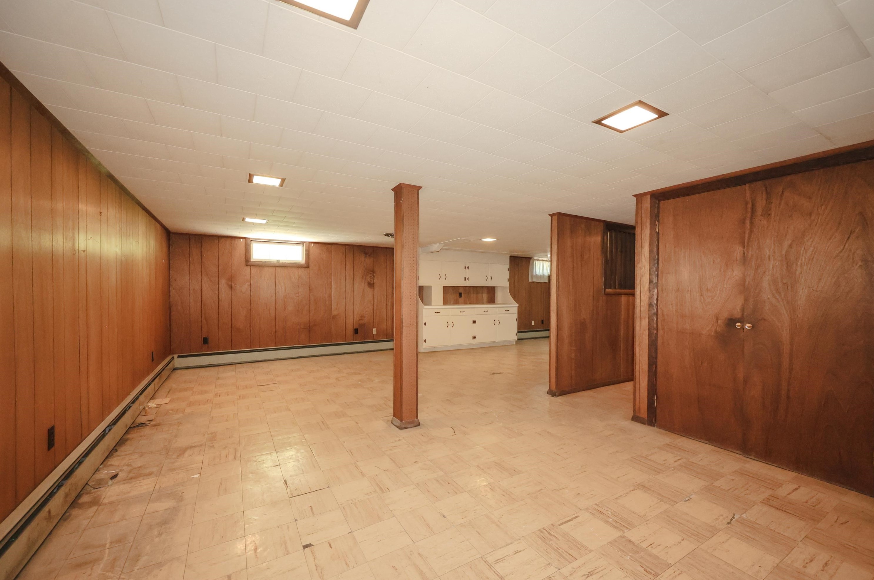 211 River Rd, Manchester NH 03106-2630 exterior