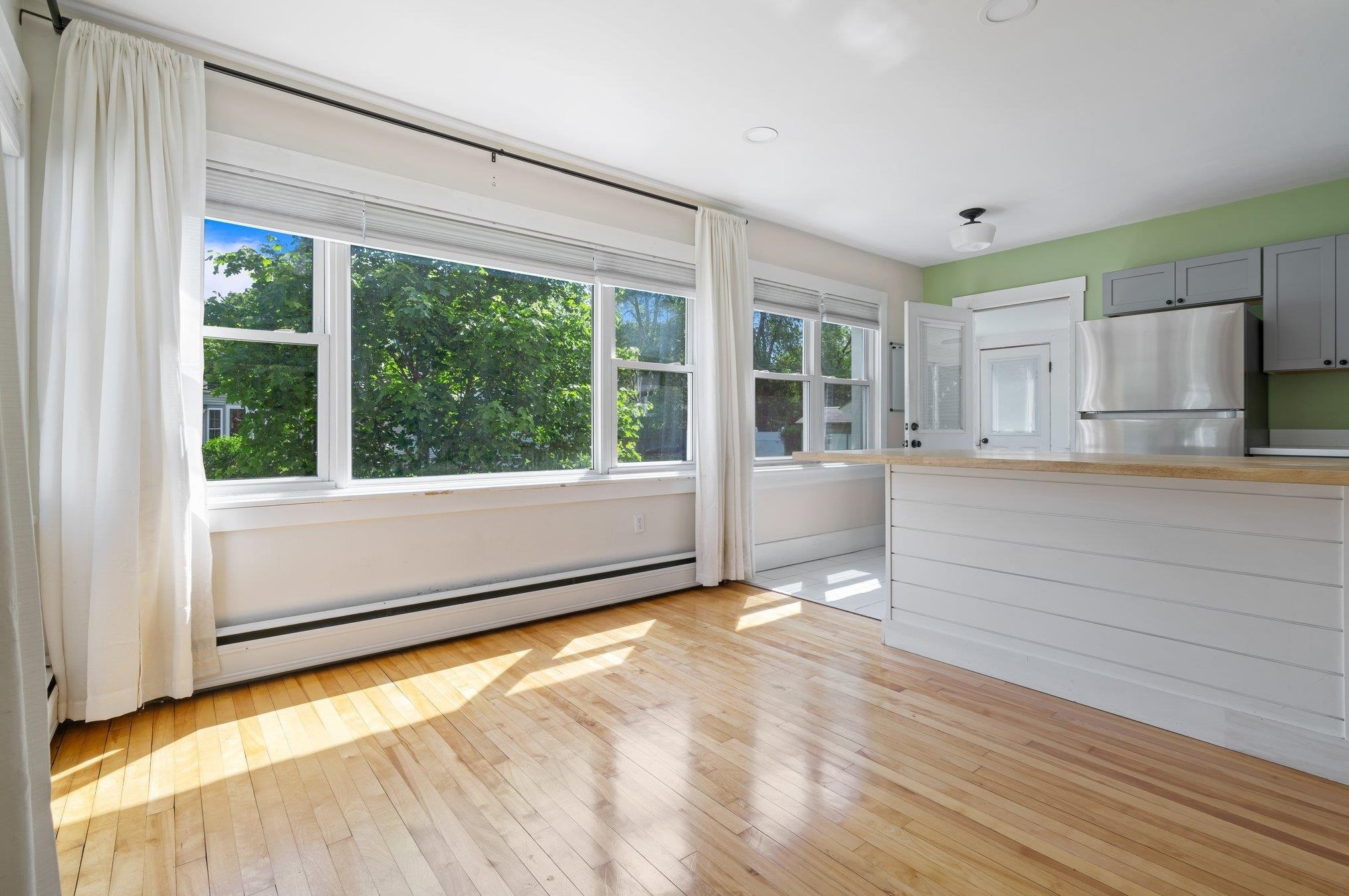 3 Broad Ave, Concord NH  03301-2734 exterior