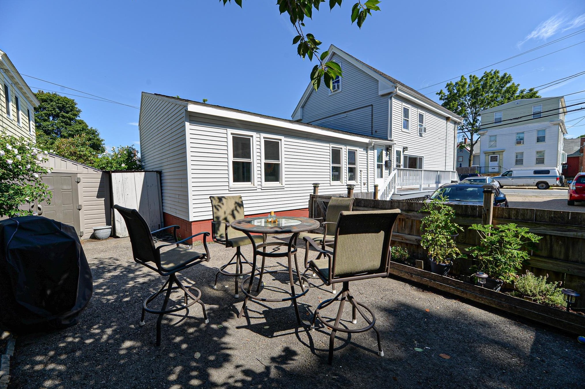 56 Cass St, Portsmouth, NH 03801