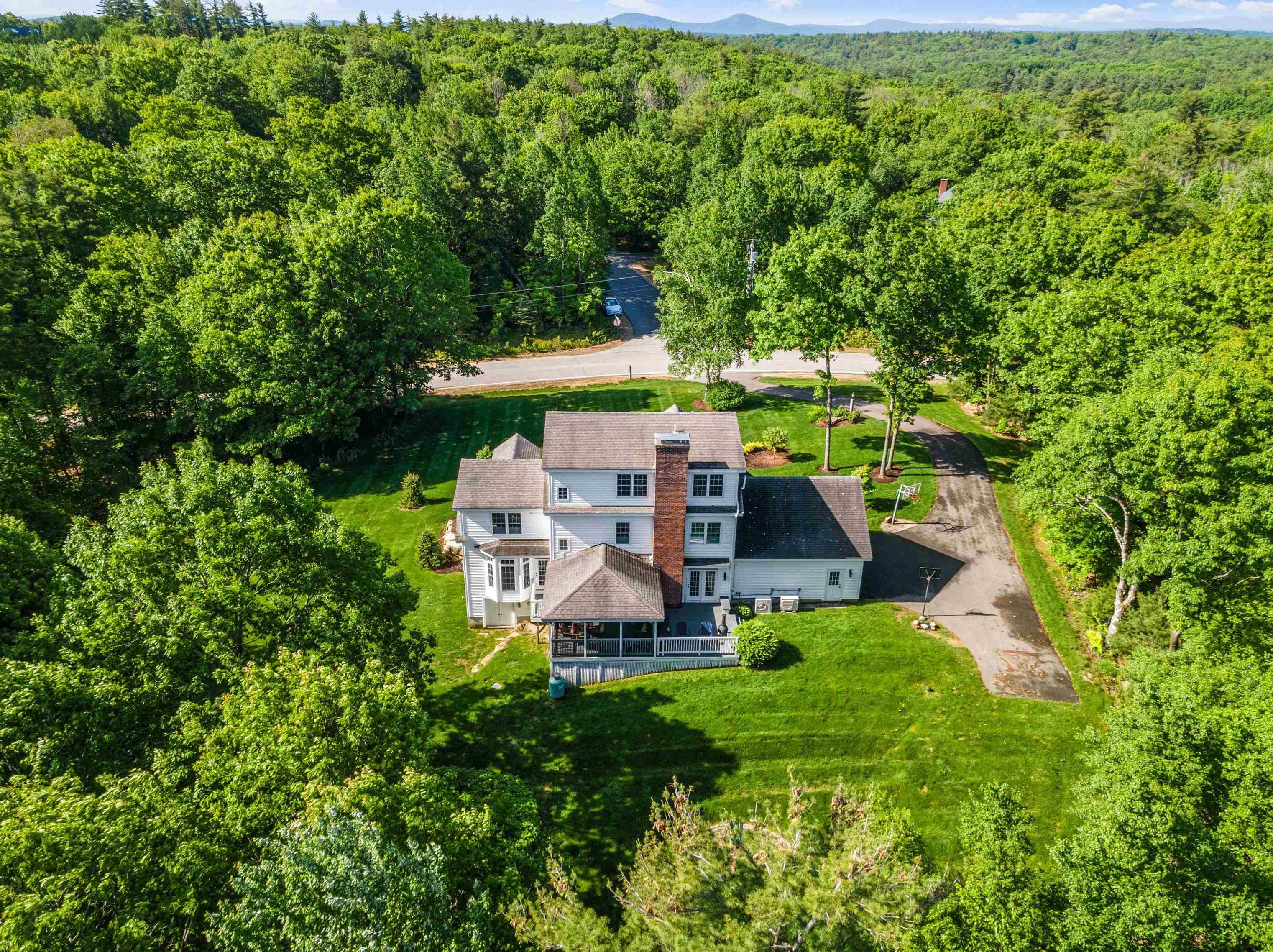 17 Woodhill Hooksett Rd, Concord, NH 03304