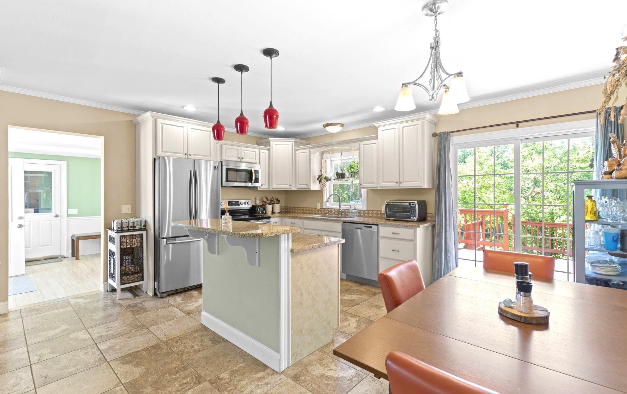 226 Littleworth Rd, Dover NH 03823-7527 exterior