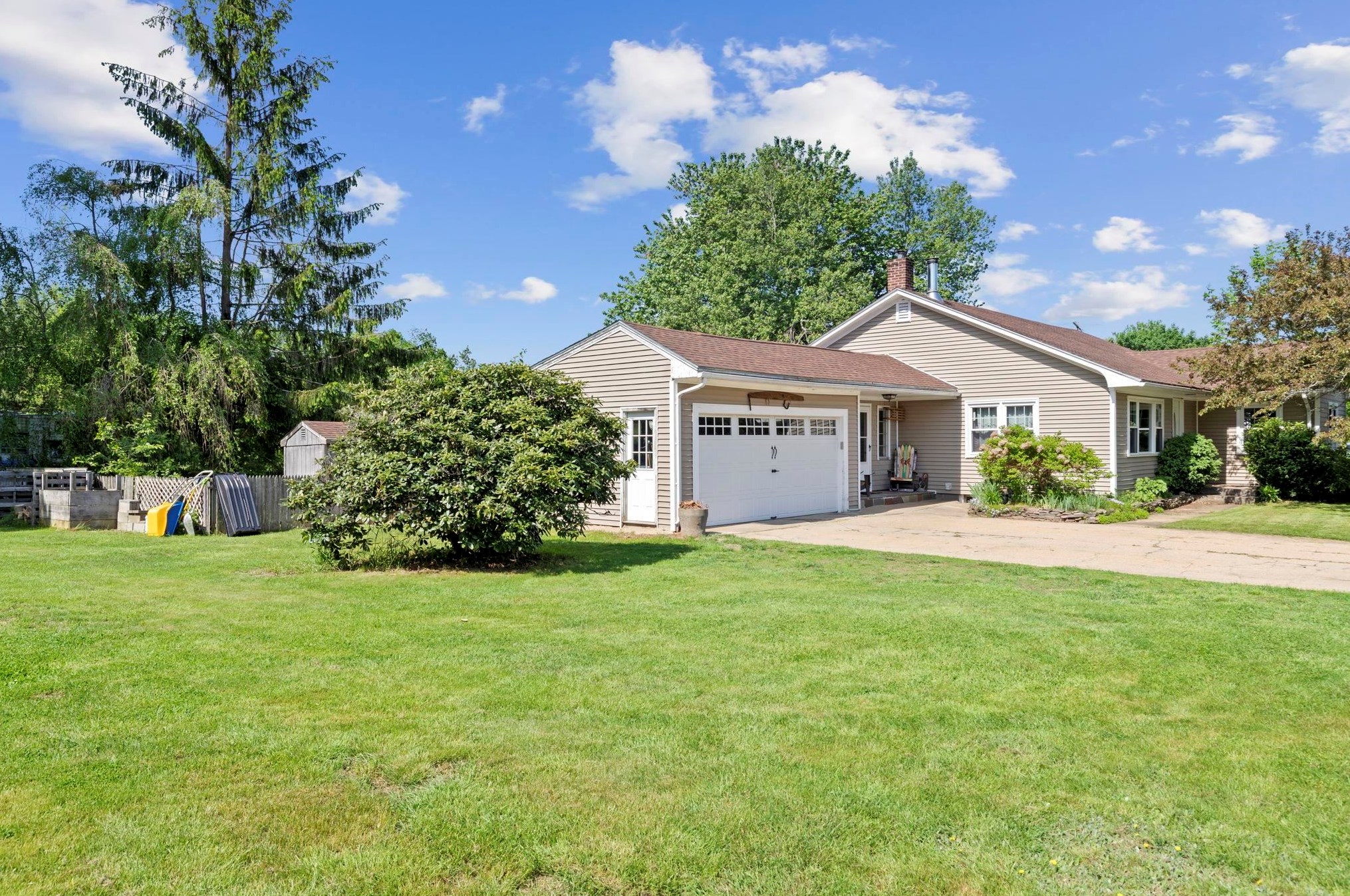 226 Littleworth Rd, Dover NH 03823-7527 exterior