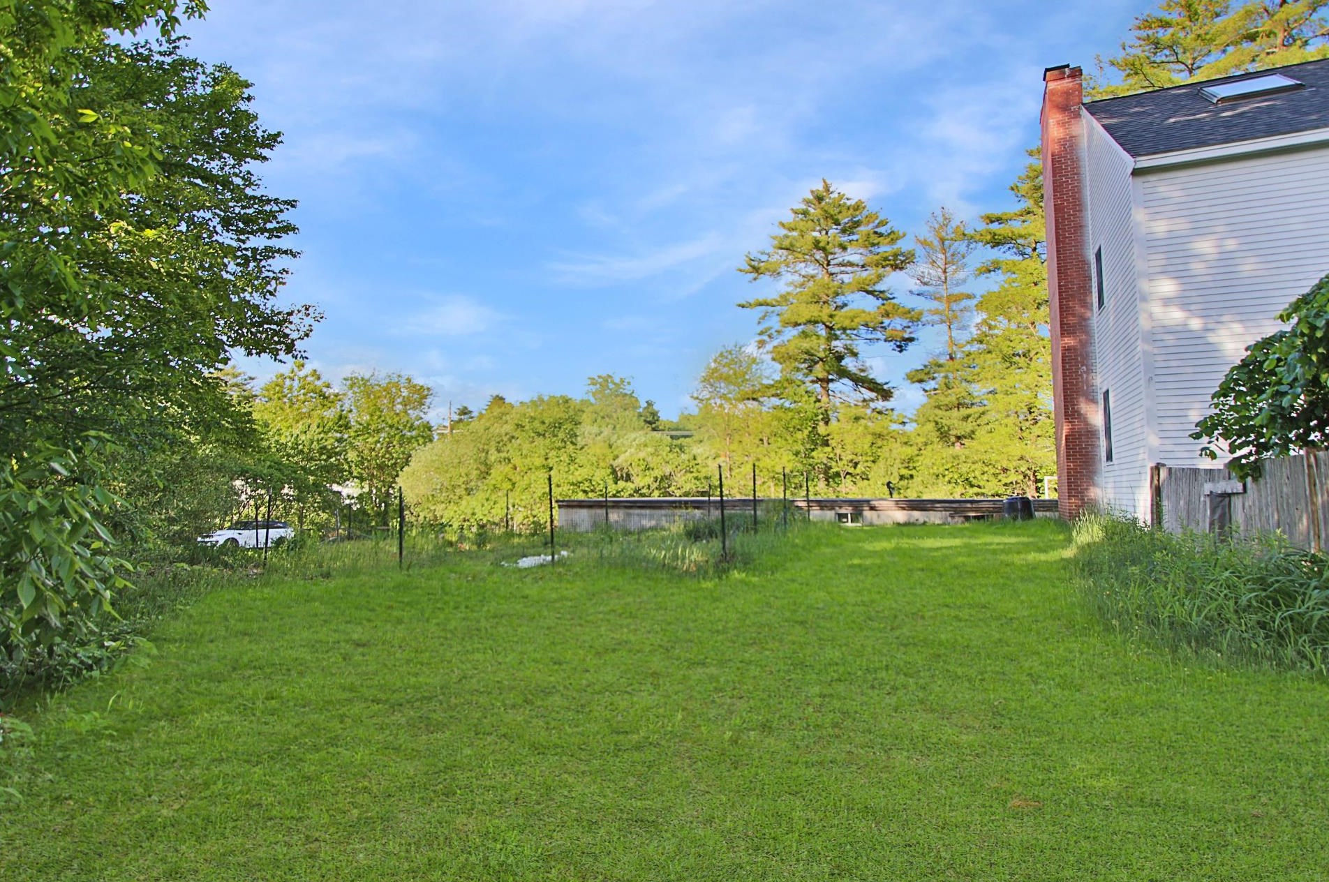 132 Blacksnake Rd, Seabrook NH 03874-4300 exterior