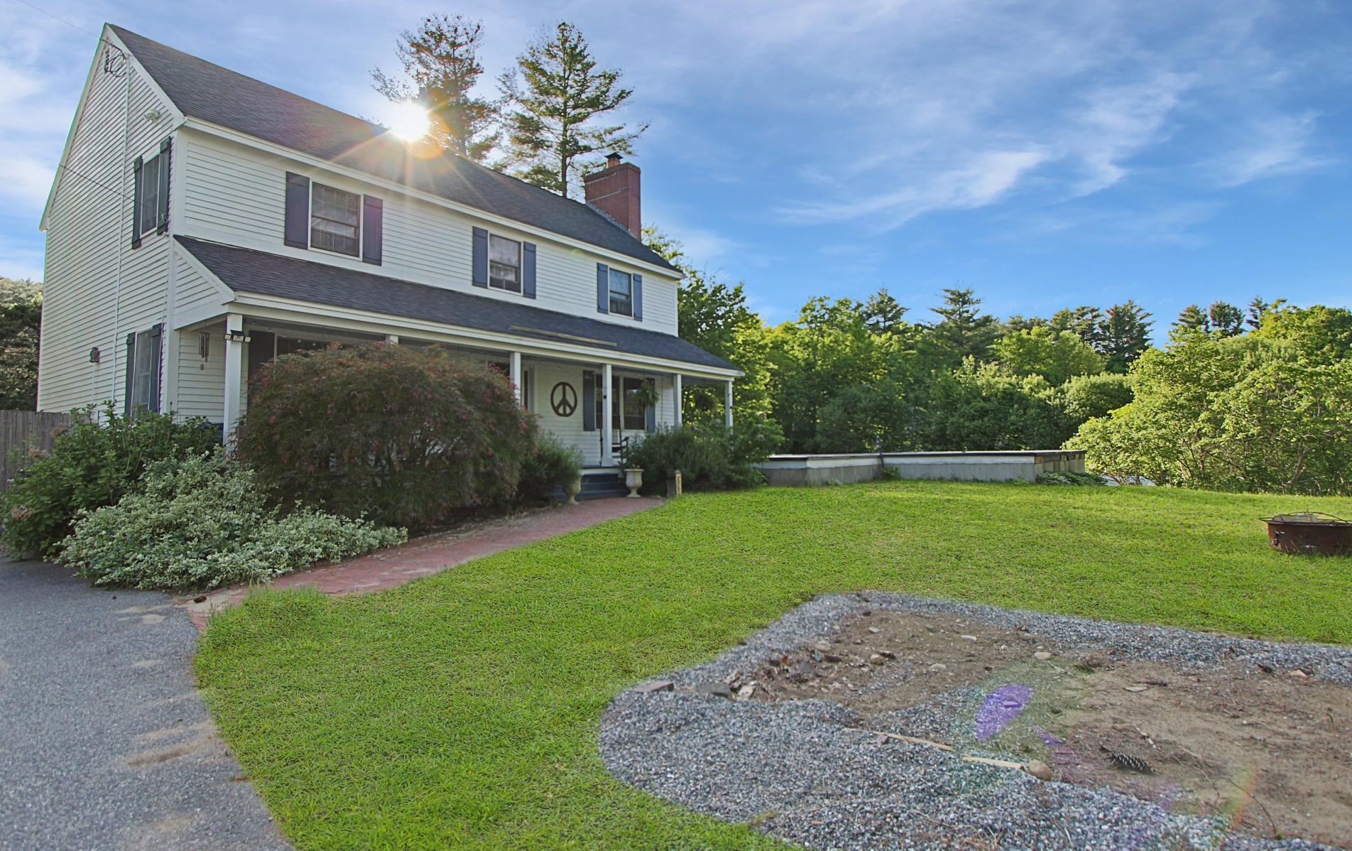 132 Blacksnake Rd, Seabrook NH 03874-4300 exterior