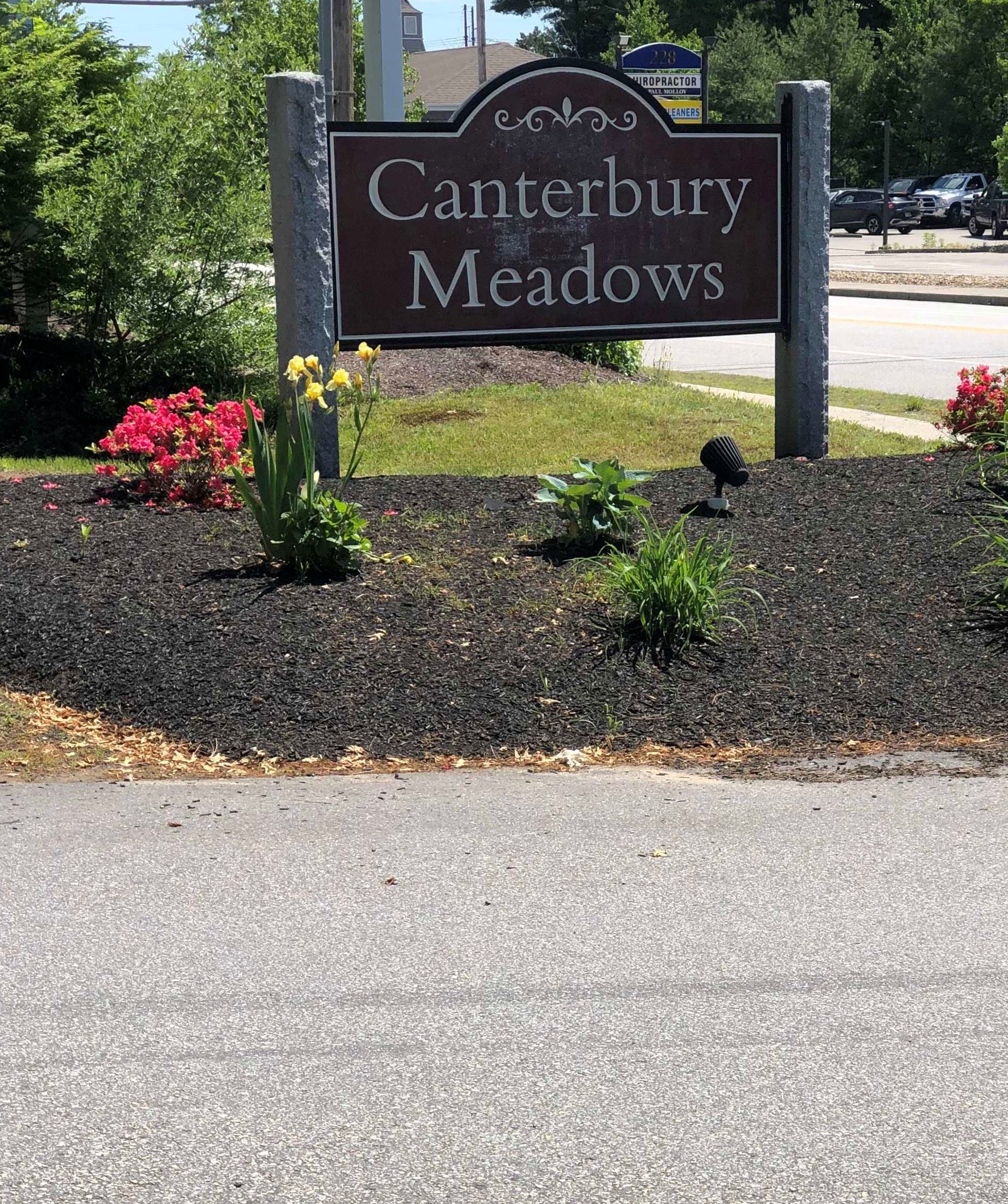 51 Ne Village Rd, Concord, NH 03301