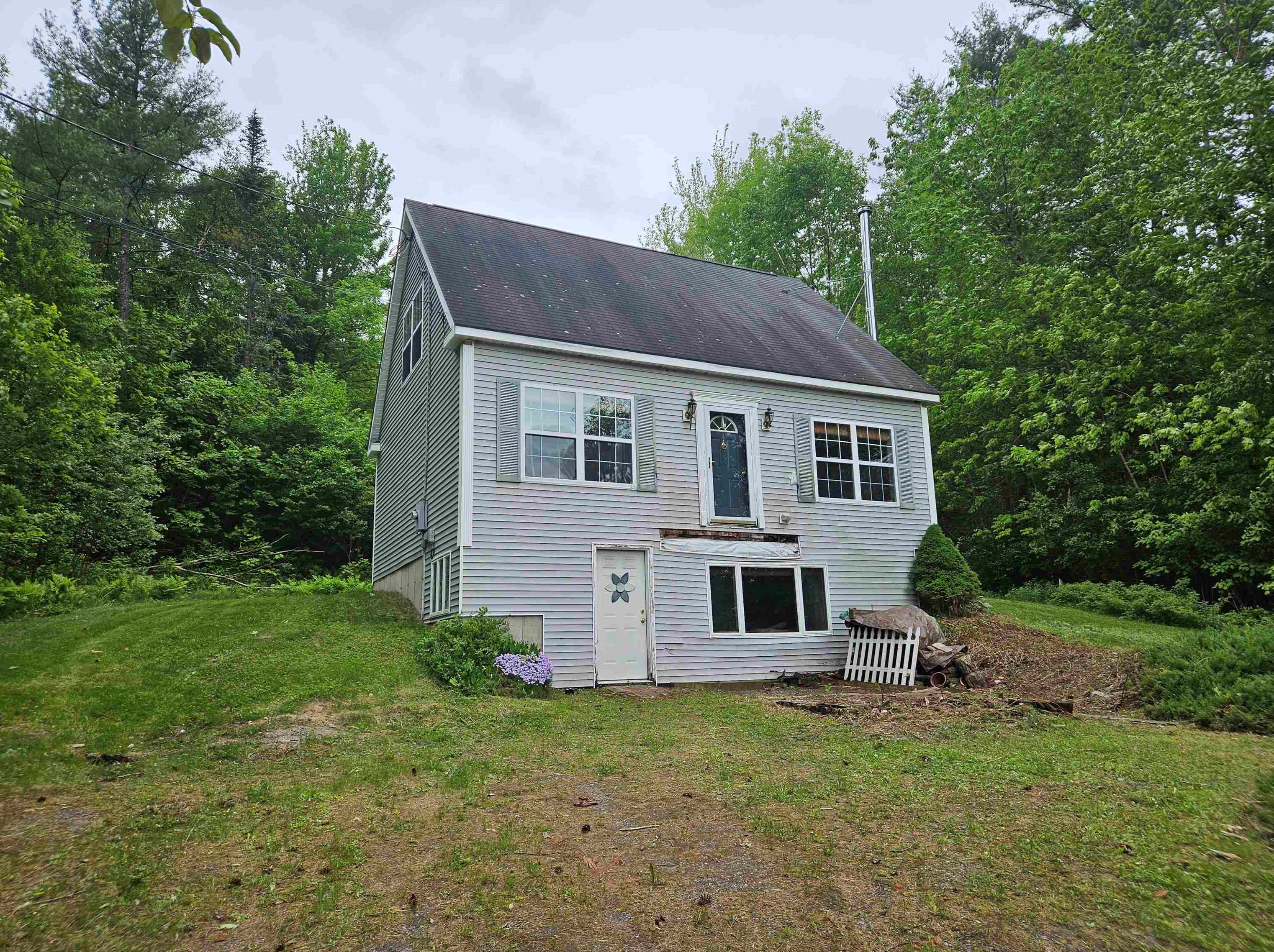 446 Bradley Hill Rd, Landaff, NH 03785 exterior