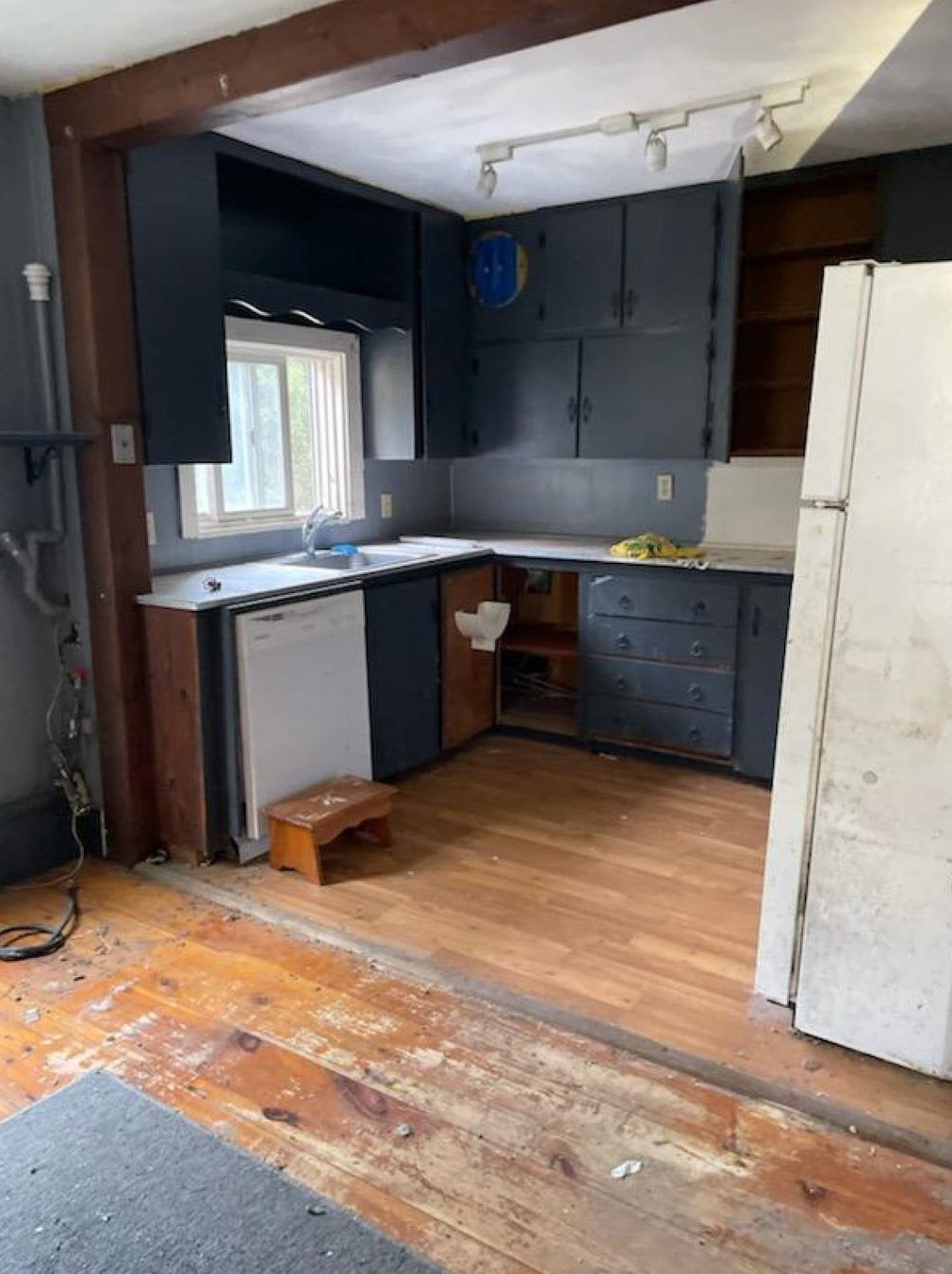 1240 Franklin Pierce Hwy, Barrington NH 03825-7331 exterior