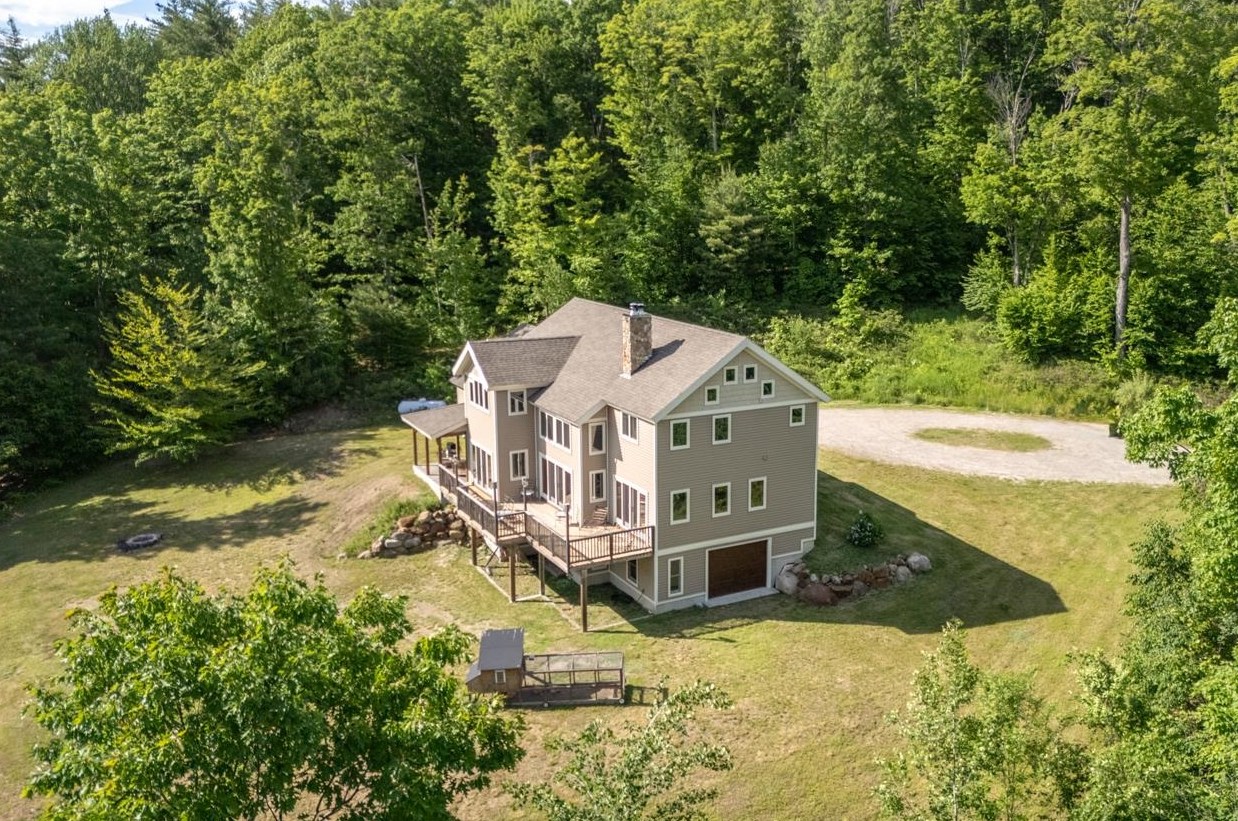 2370 Hopkinton Rd, Hopkinton, NH 03229