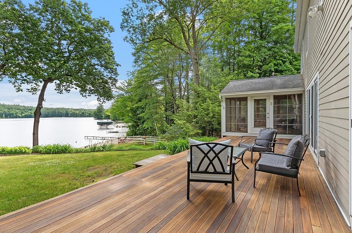 29 Mason Rd, Brookline NH 03033-2204 exterior