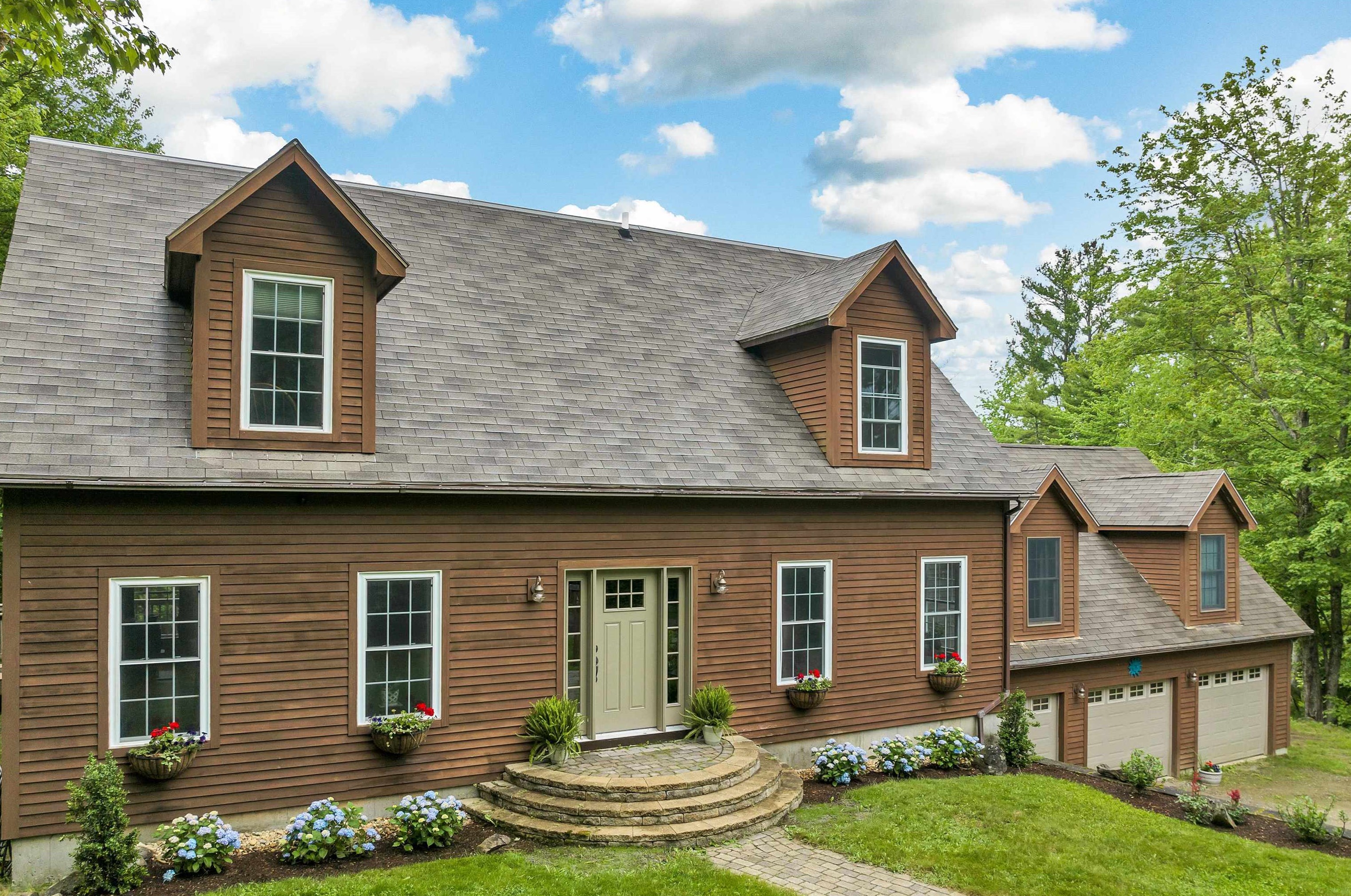 217 Powder Mill Rd, Alton, NH 03809-4935