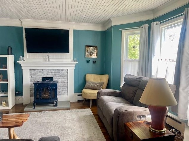 563 2nd Ave, Berlin NH  03570-1221 exterior