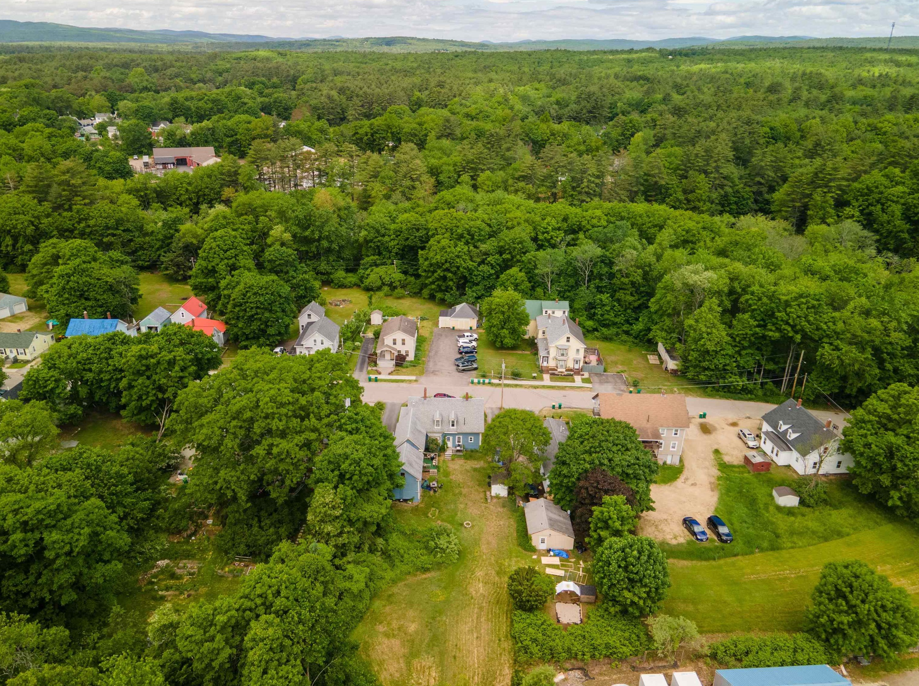 37 Mill St, Rochester NH  03868-5839 exterior