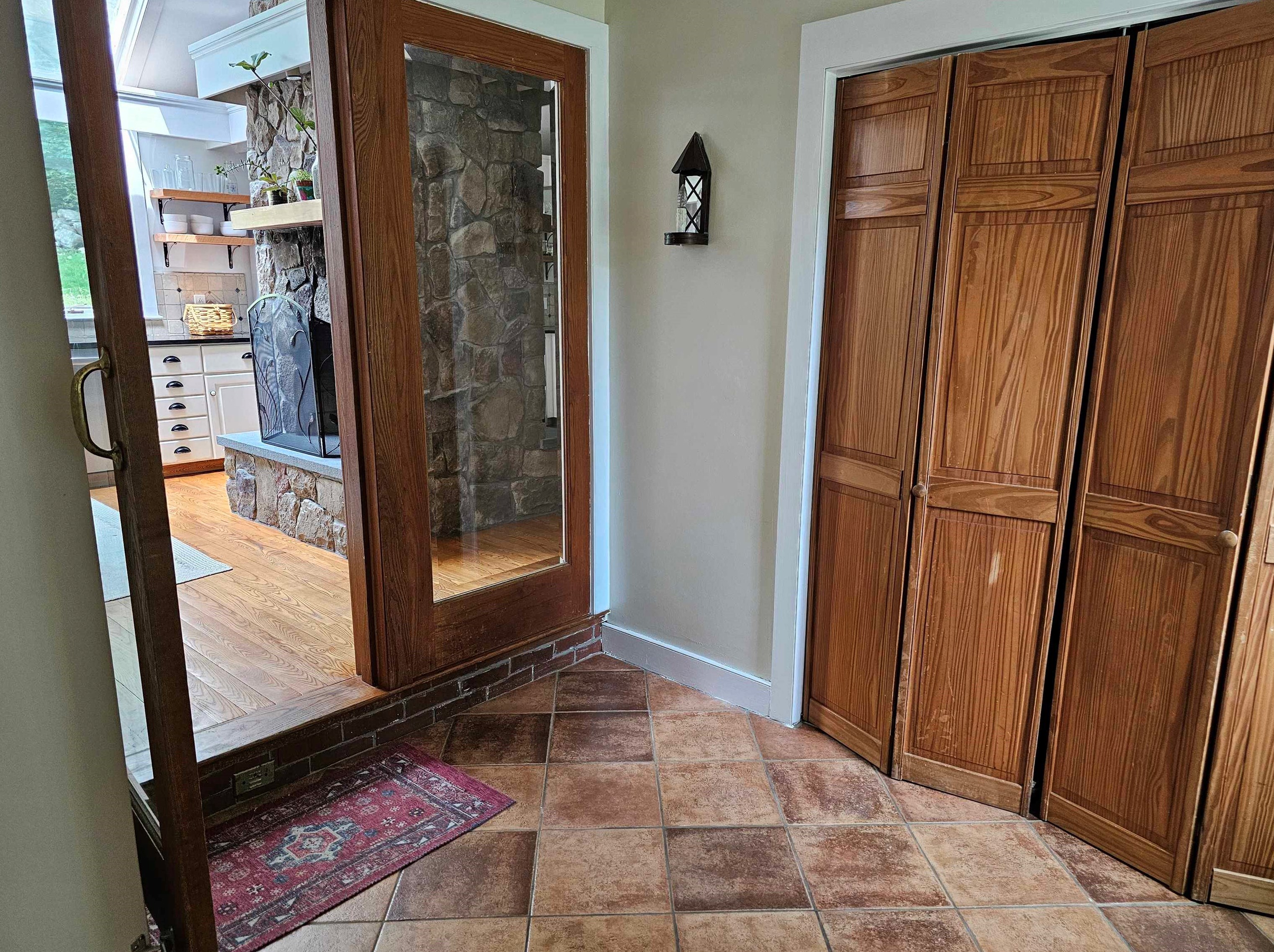 17 End Hwy, Wilton NH  03086-5602 exterior