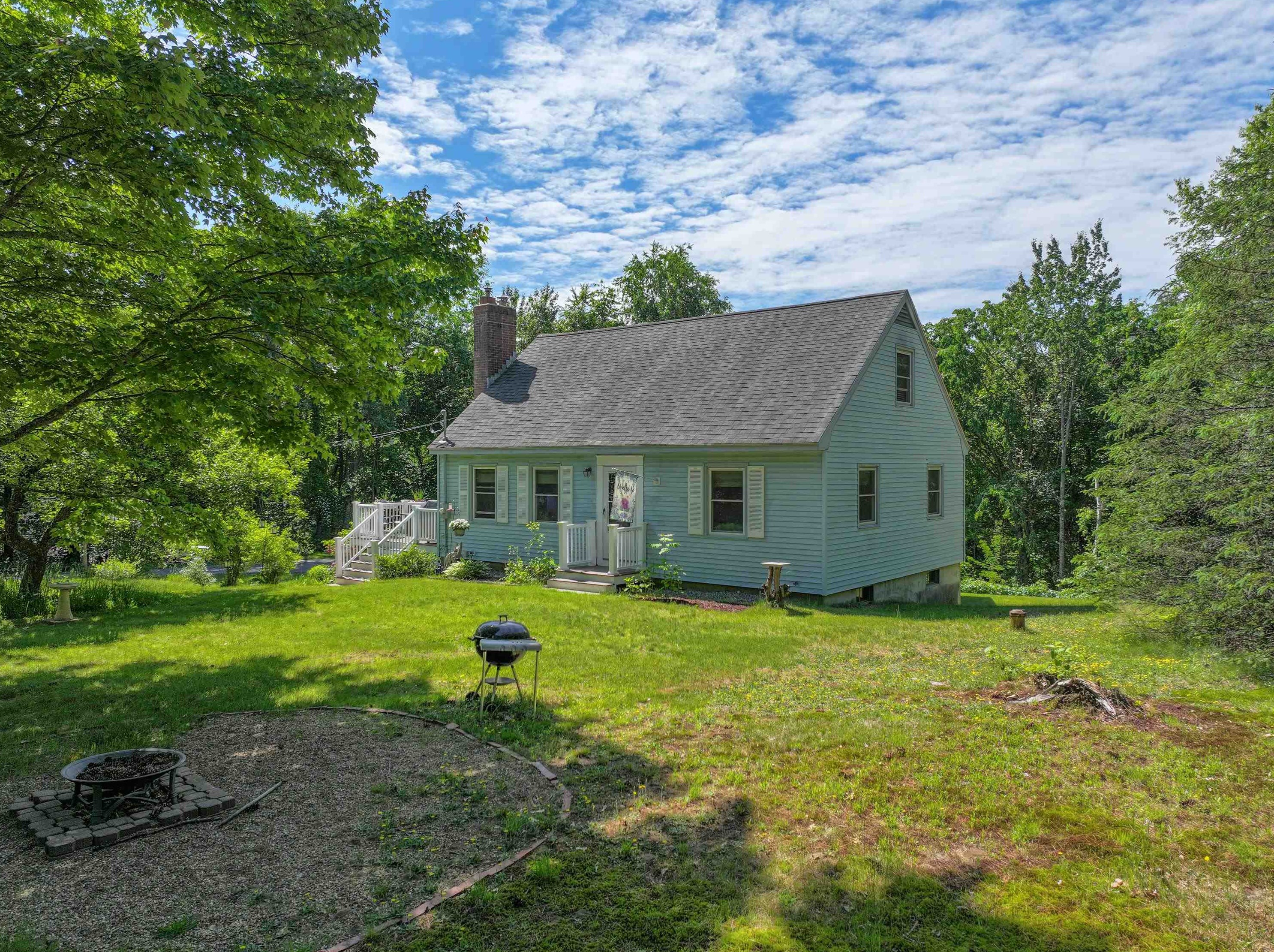 280 Mason Rd, Milford, NH 03055-4610