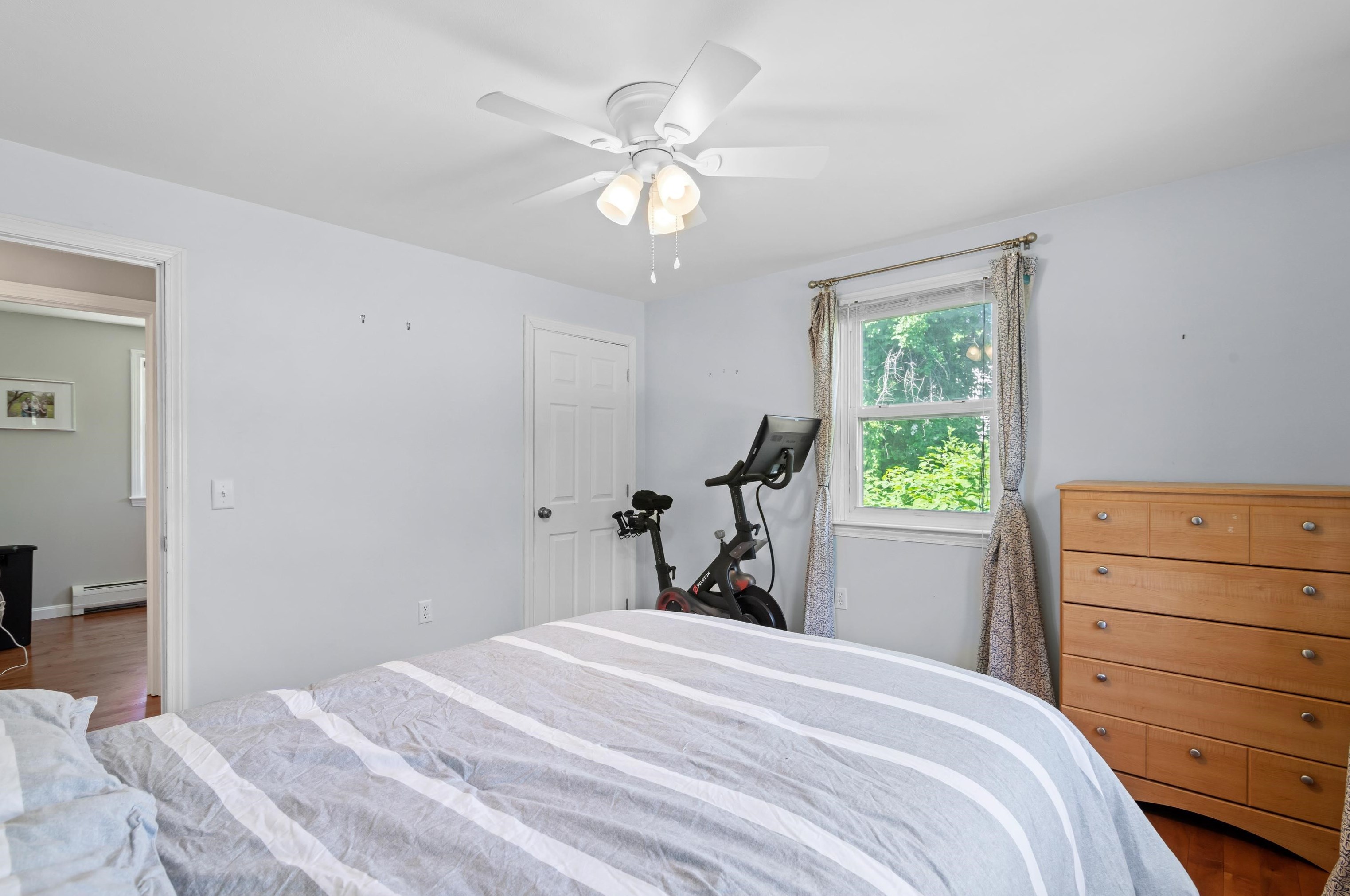 13 Glenwood St, Nashua NH 03060-5216 exterior