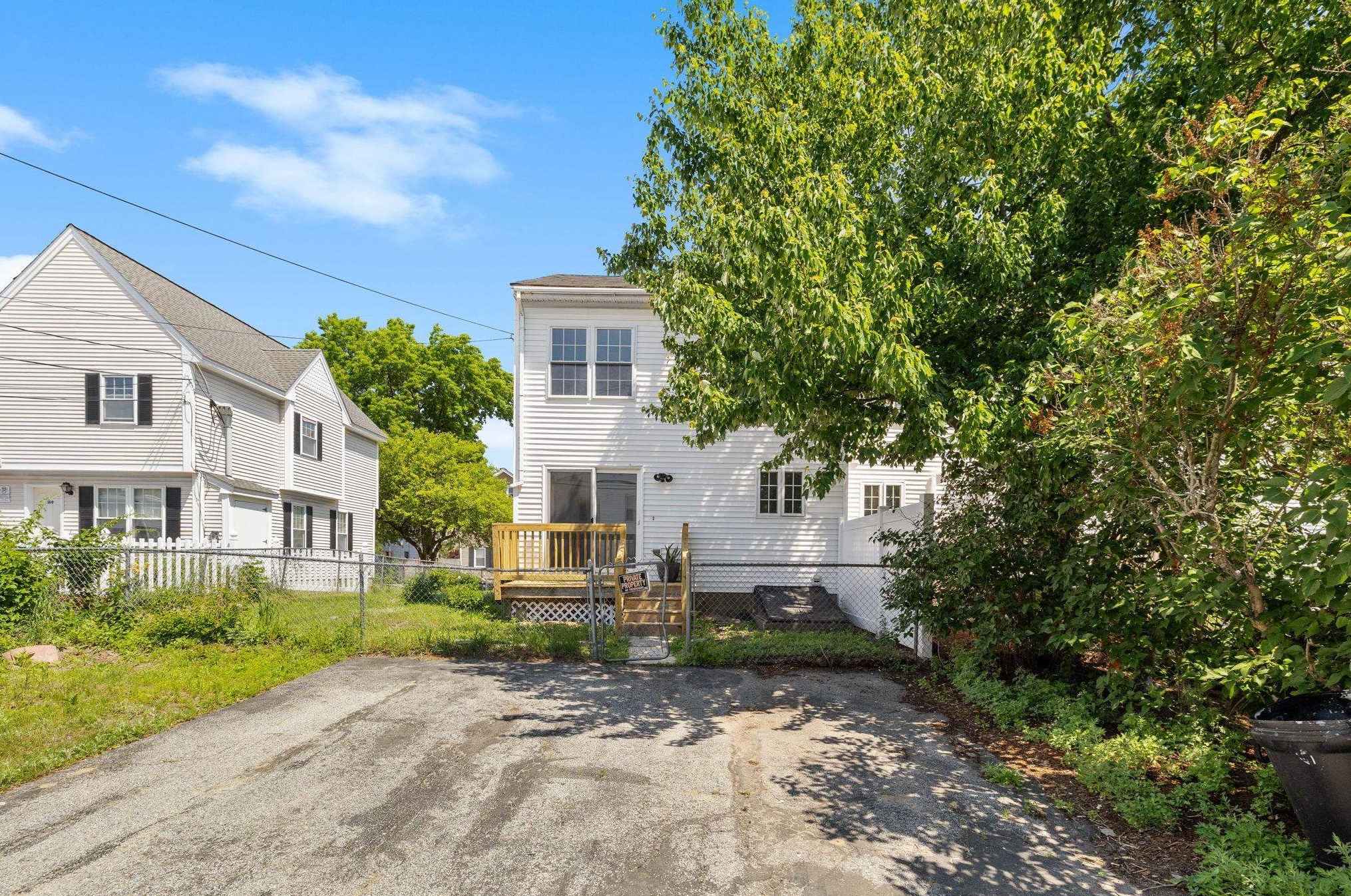 179 Cedar St, Manchester NH 03101-2550 exterior