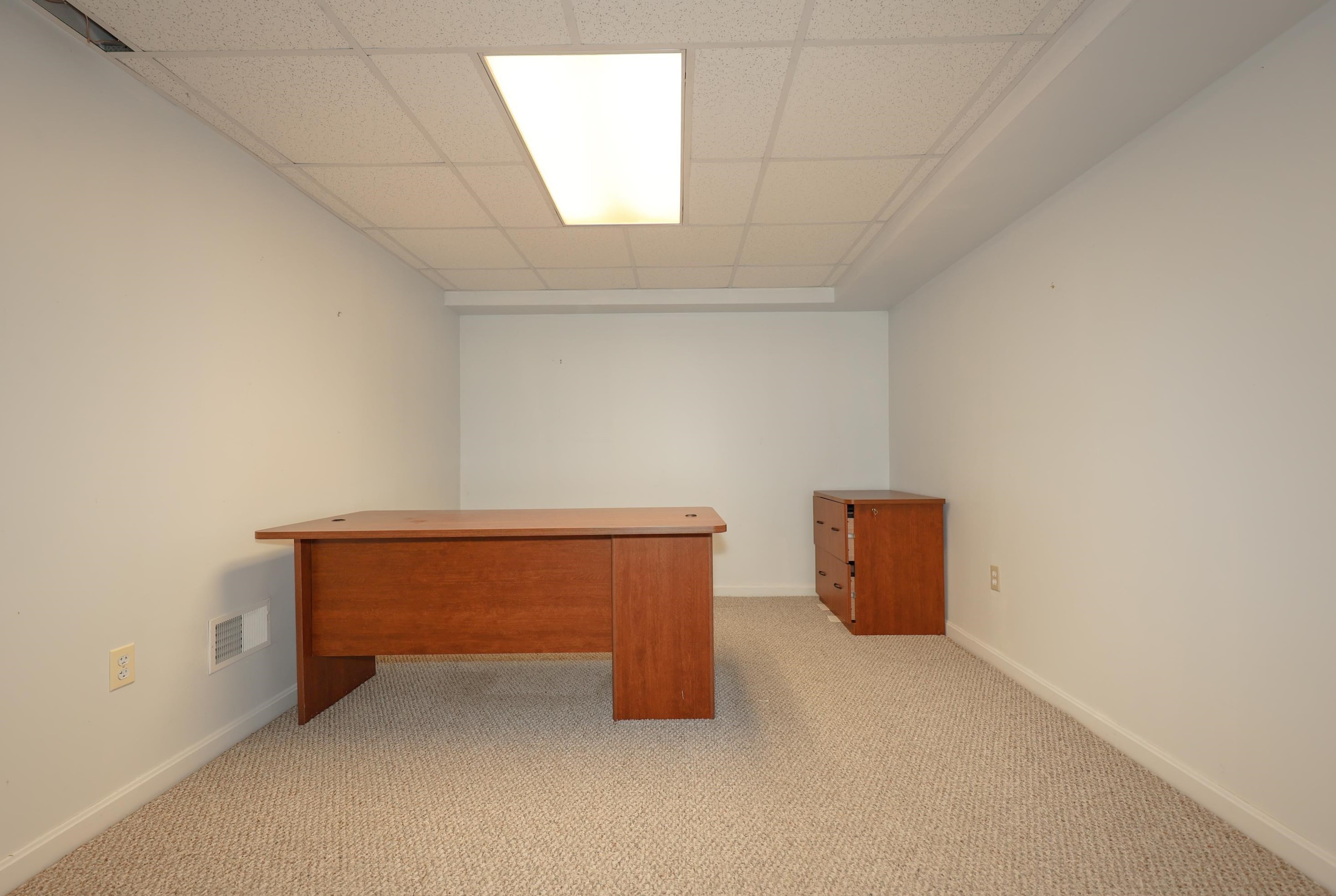 5 Sandpiper Ln, Merrimack NH 03054-4875 exterior