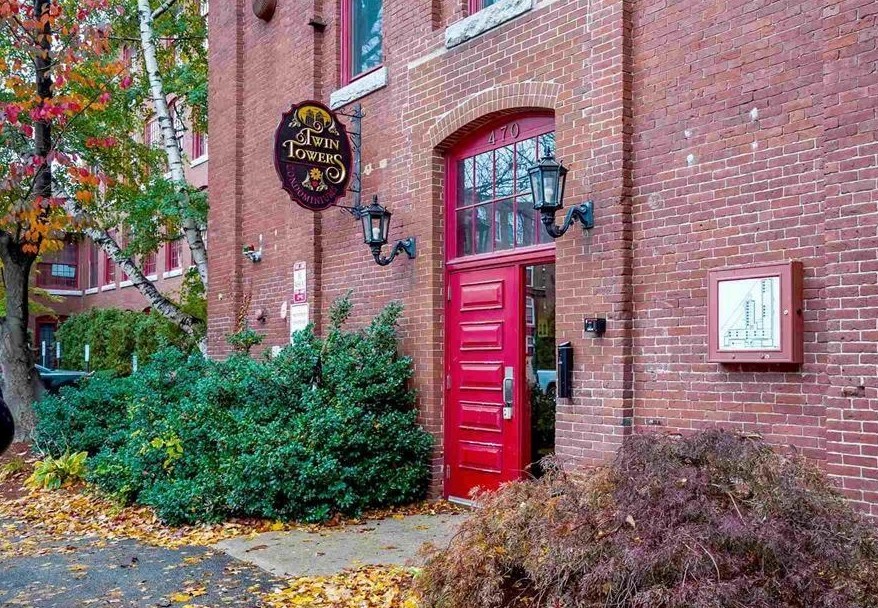 470 Silver St #409, Manchester, NH 03103