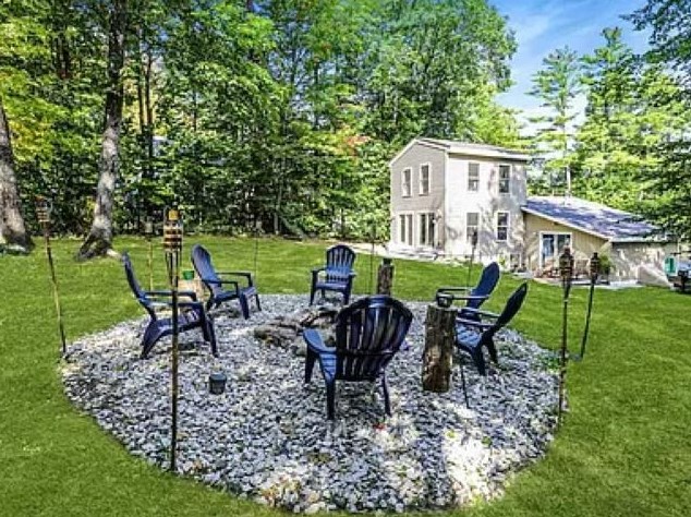141 Rebecca Ln, Conway, NH 03813