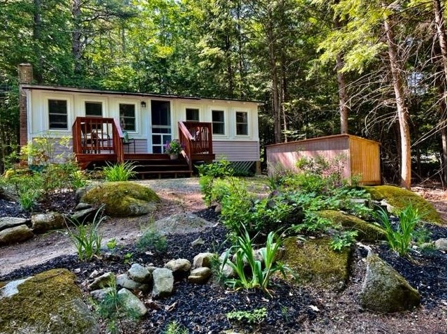 43 Elm St, Bridgewater, NH 03222-3593