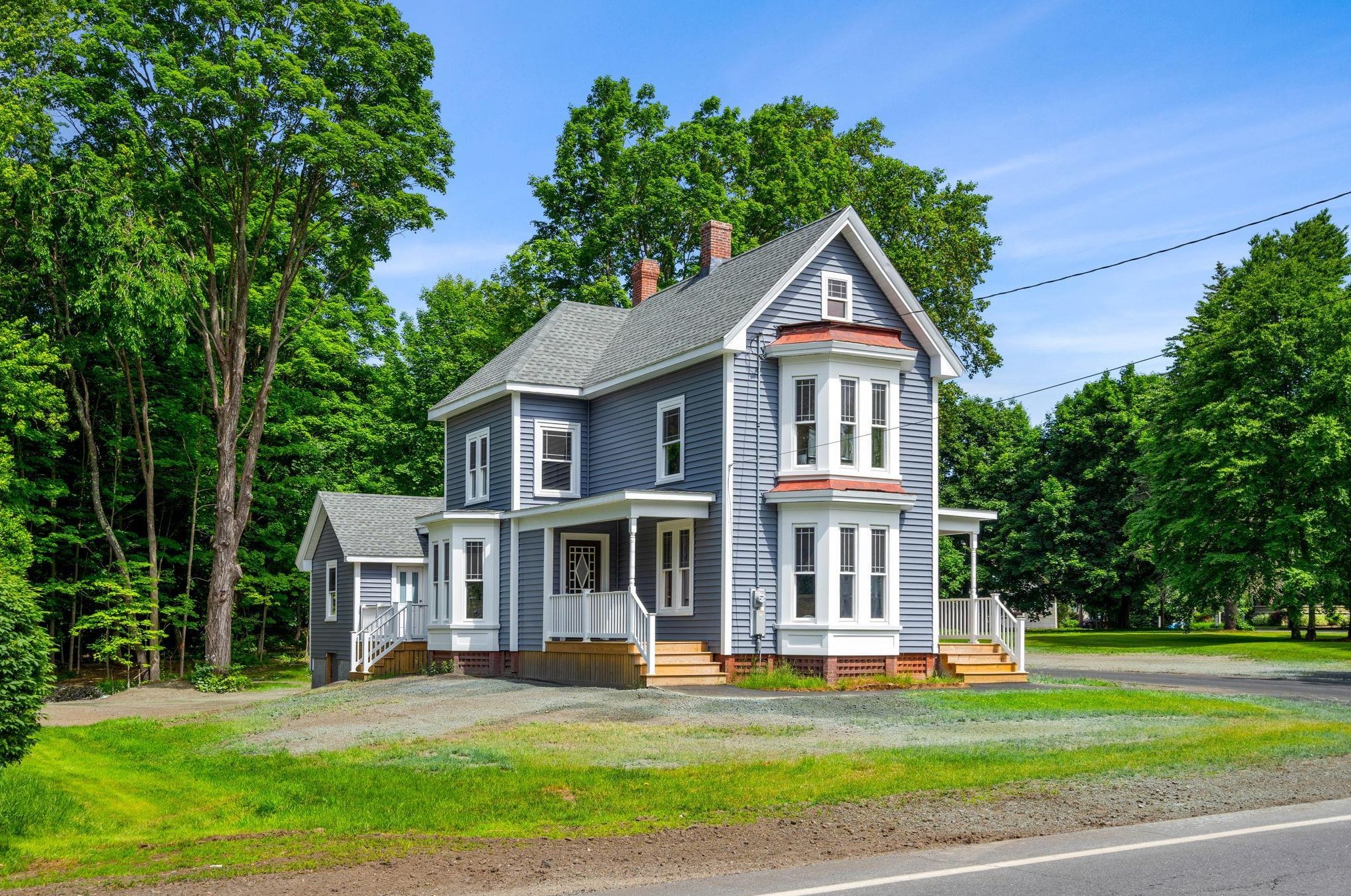 1 Main St, Newton, NH 03858-3305