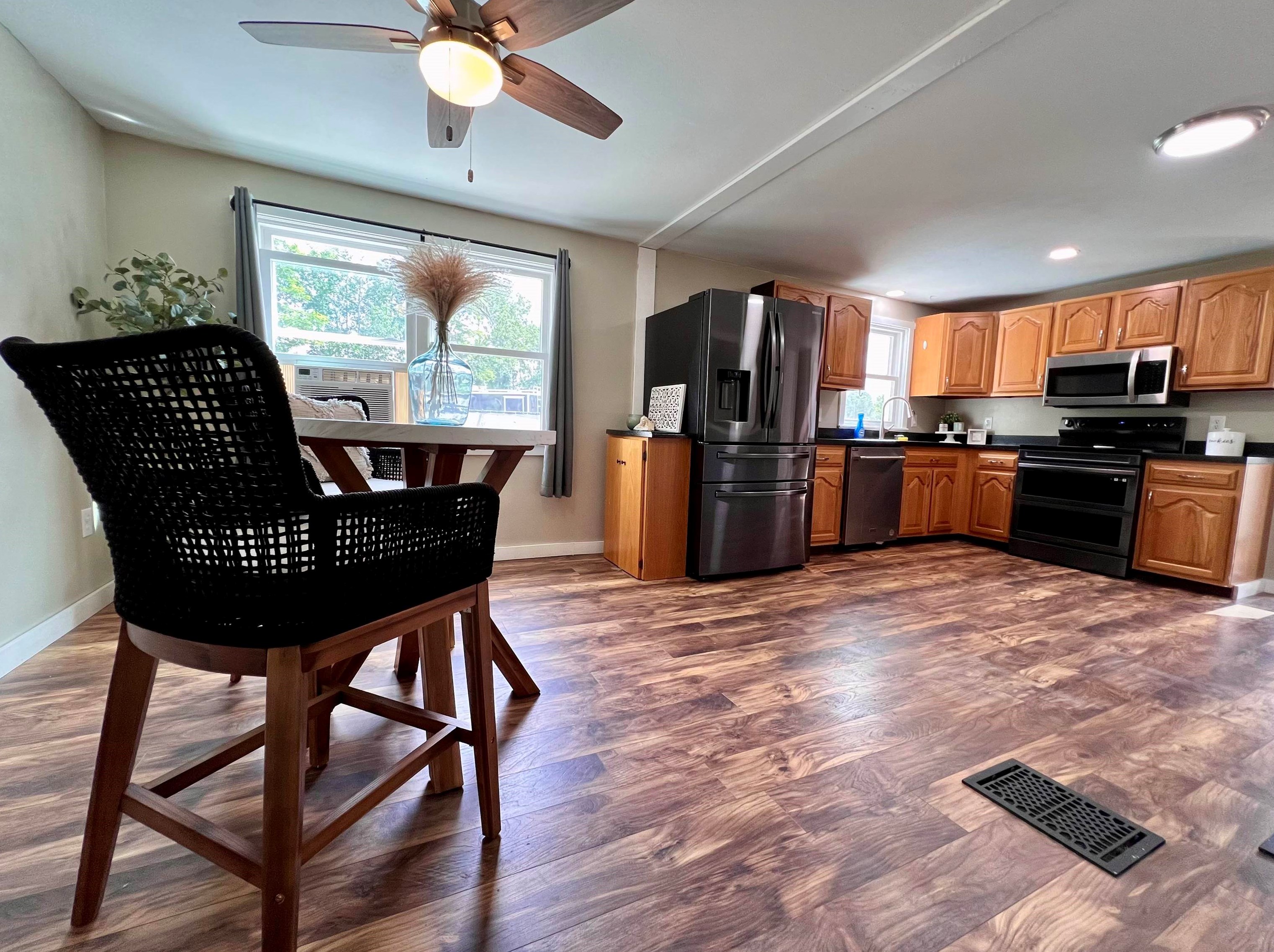 40 Mnr Rd, Concord NH 03303-1900 exterior