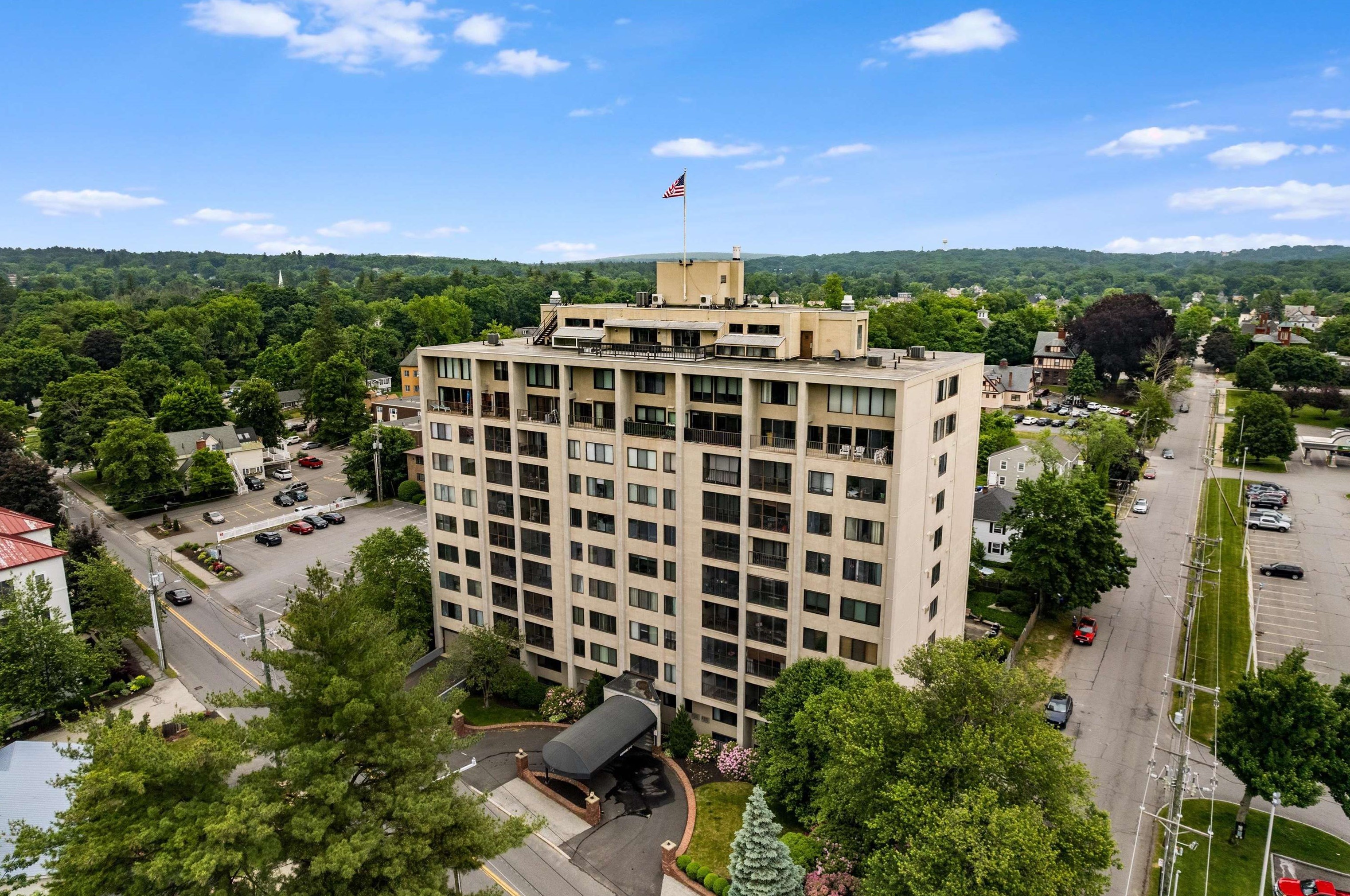 55 River Rd #10a, Manchester, NH 03104