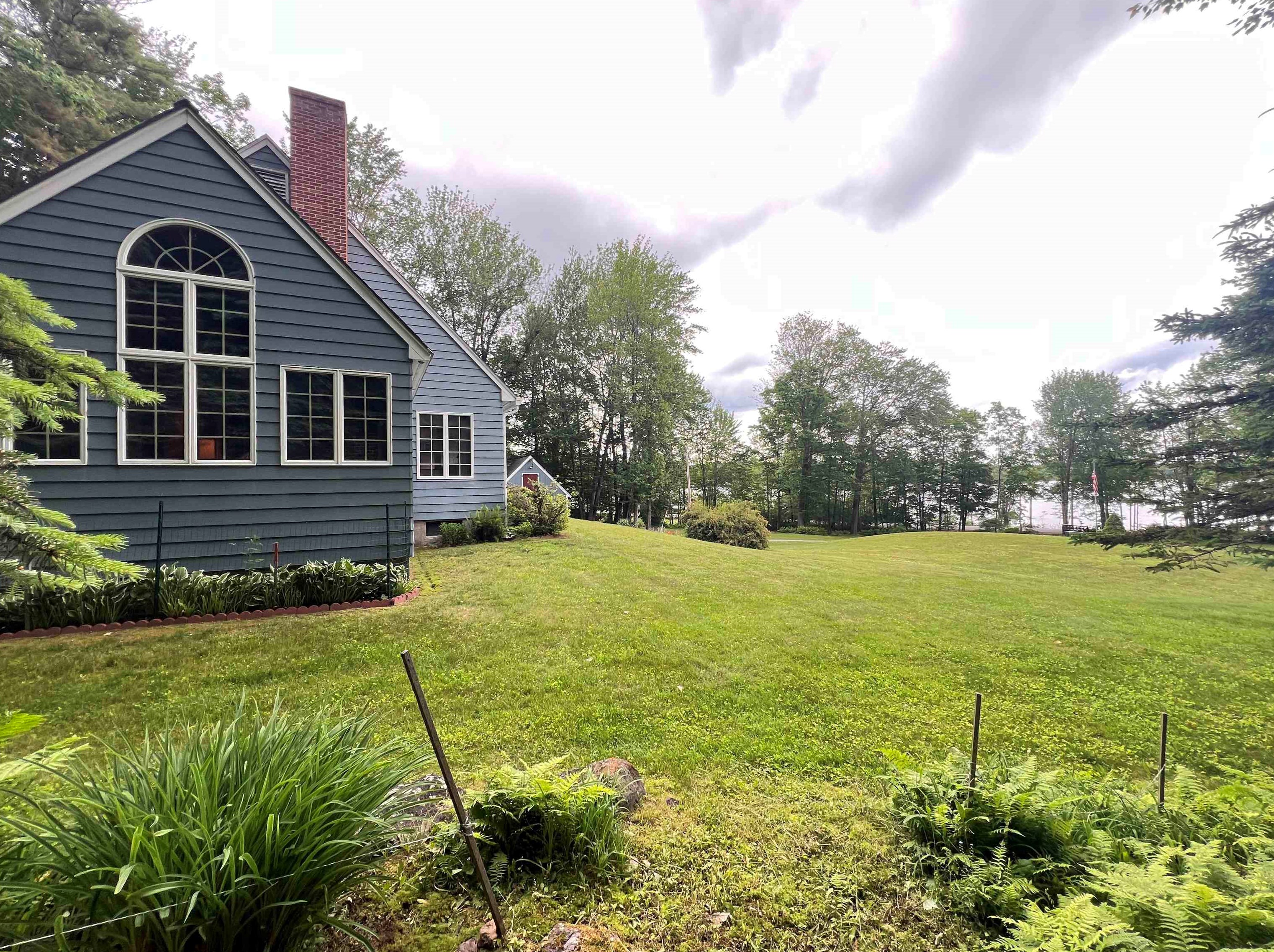 109 Jenness Pond Rd, Pittsfield NH 03263-3501 exterior