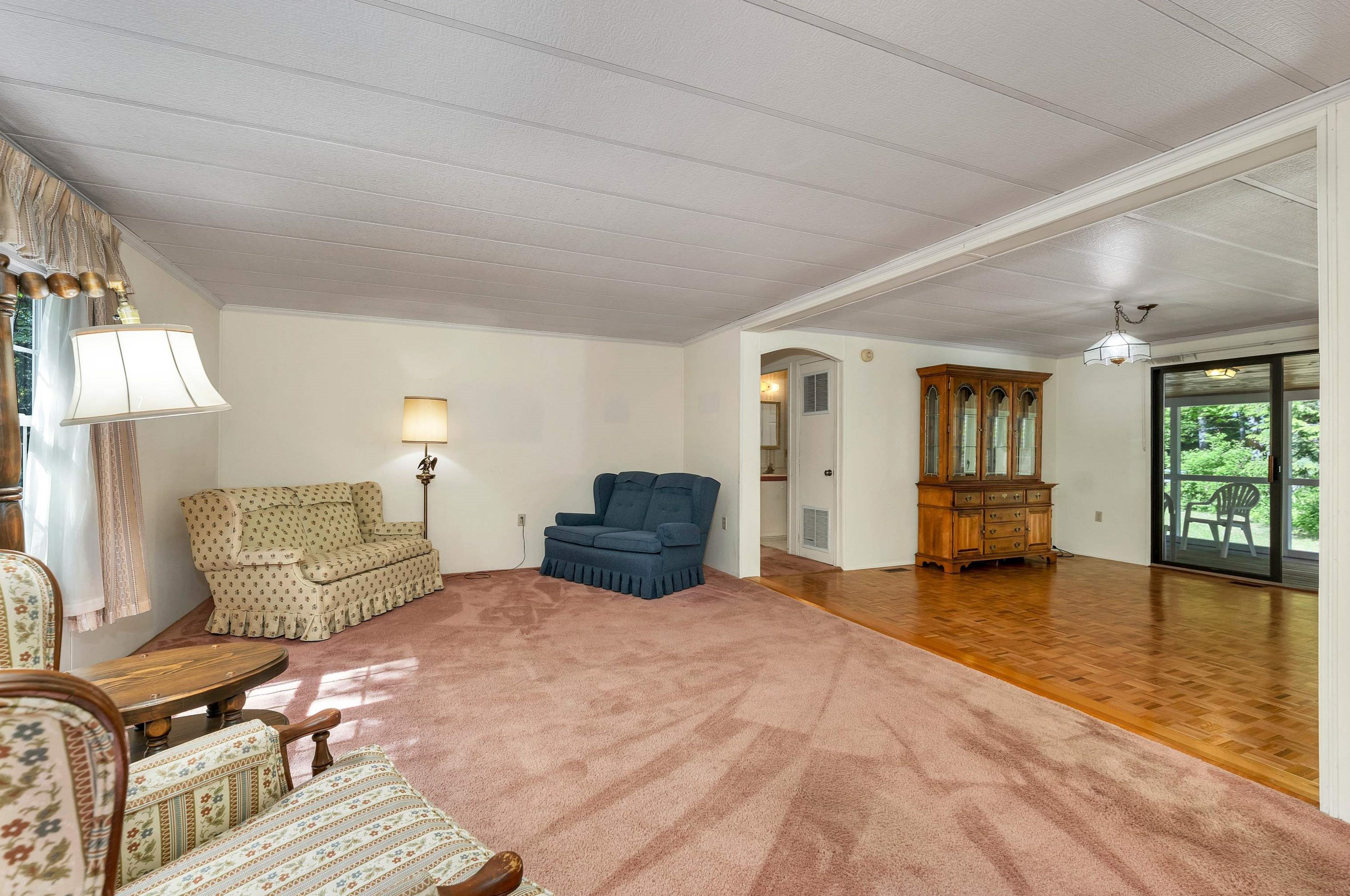 30 Birch Hl Est Rd, Tuftonboro NH  03894-4808 exterior