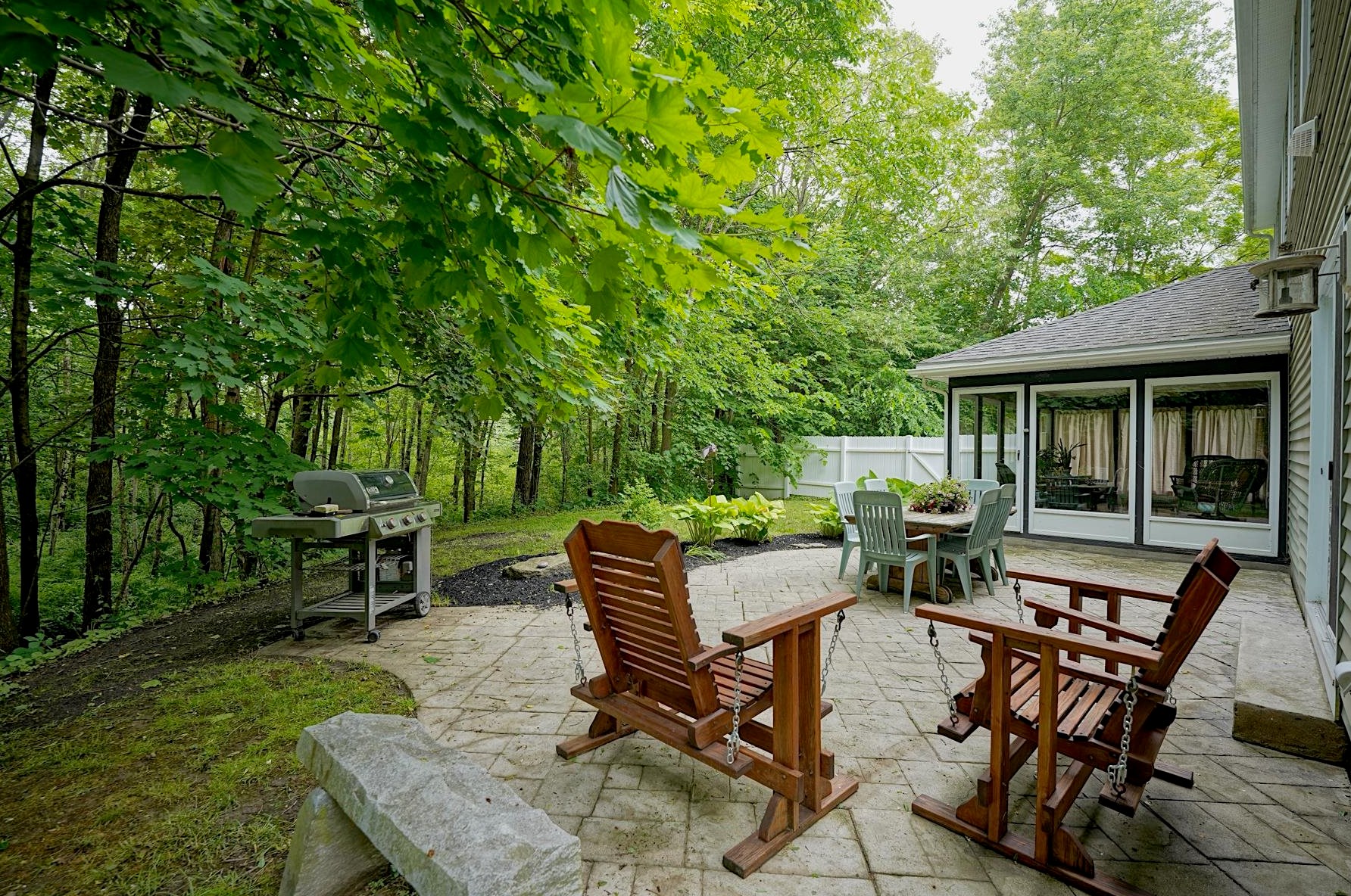 73 4 St, Dover NH exterior