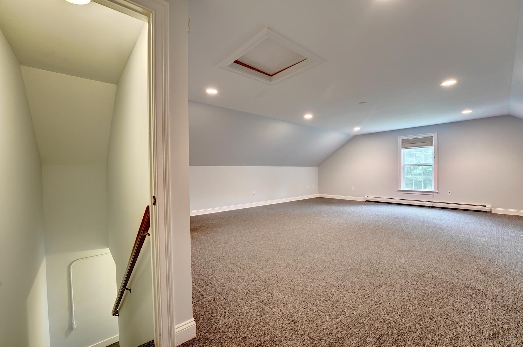 73 4 St, Dover NH exterior