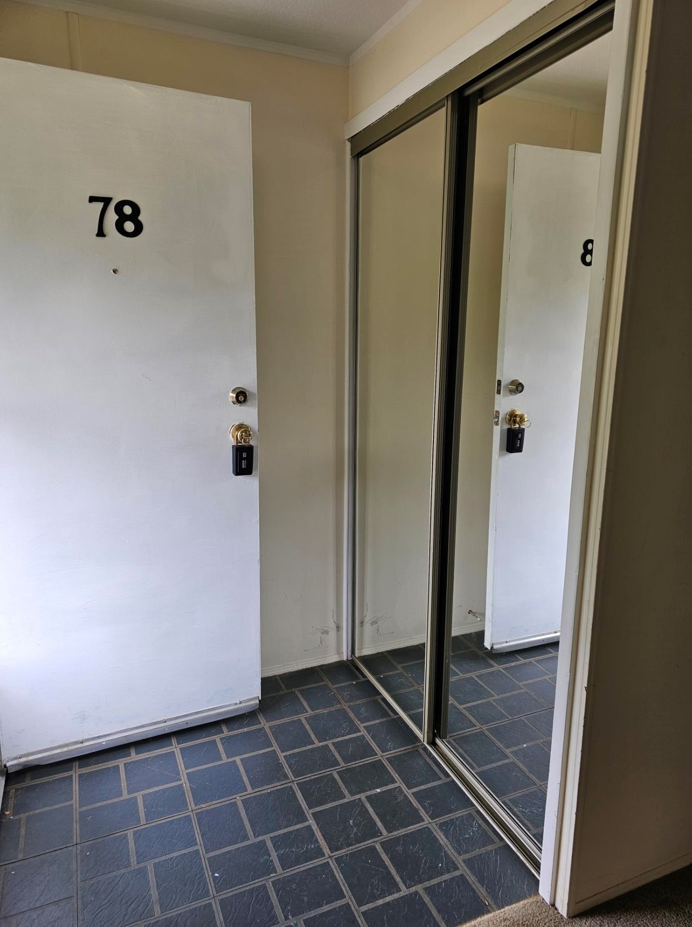 78 Fairfield Dr, Concord NH 03301-5279 exterior