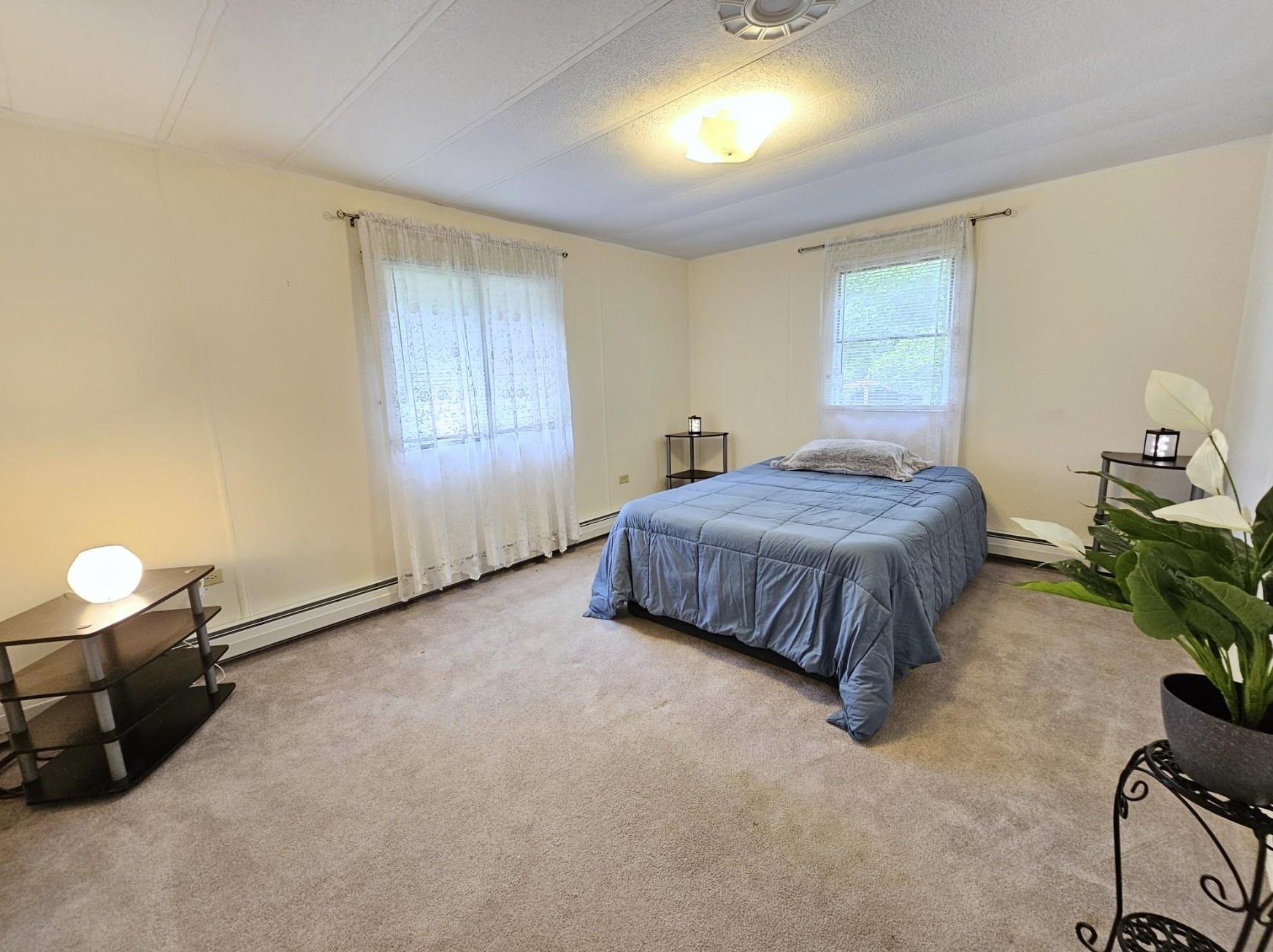 78 Fairfield Dr, Concord NH 03301-5279 exterior