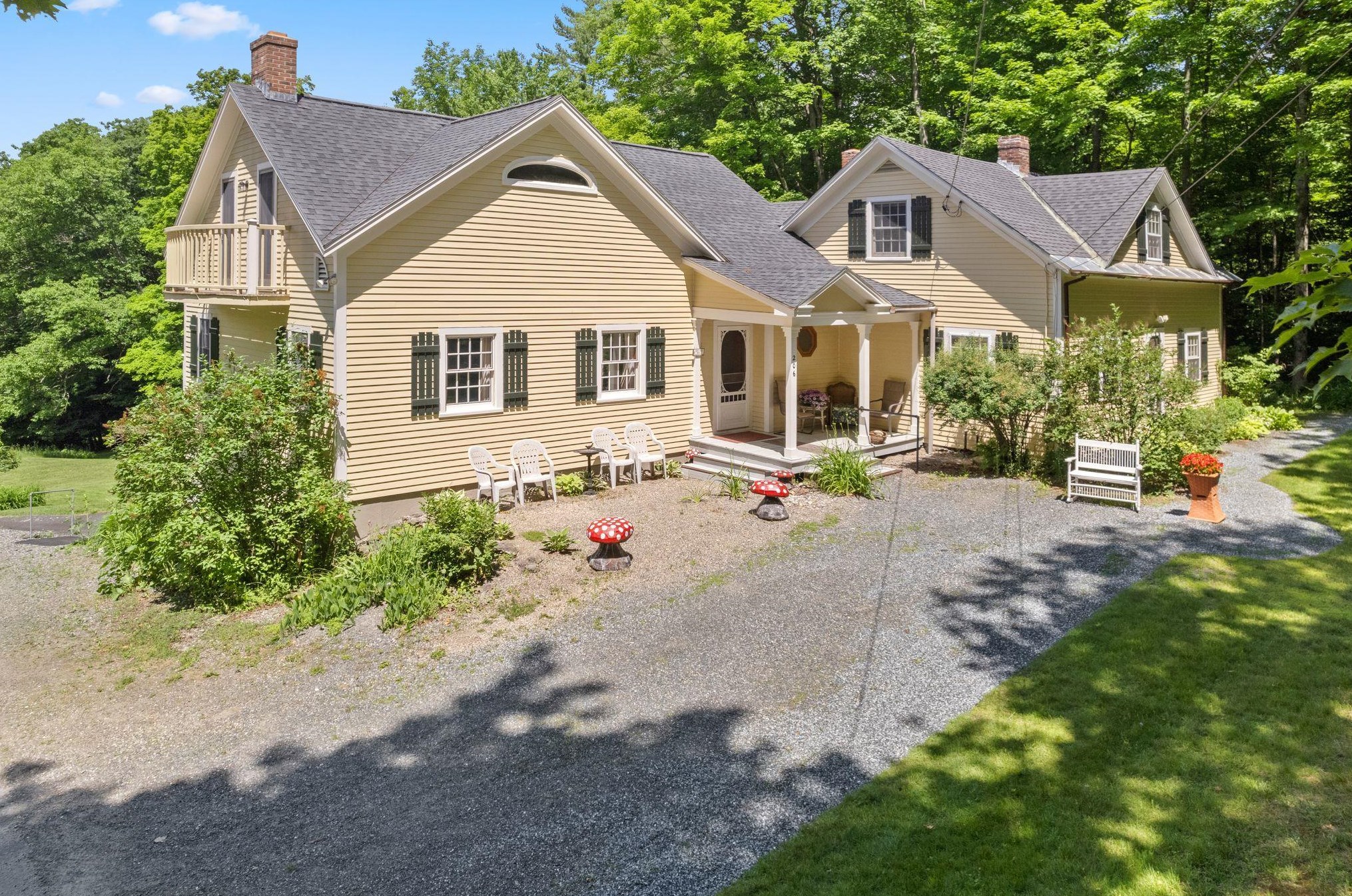 206 Dodge Rd, Cornish, NH 03745-4201