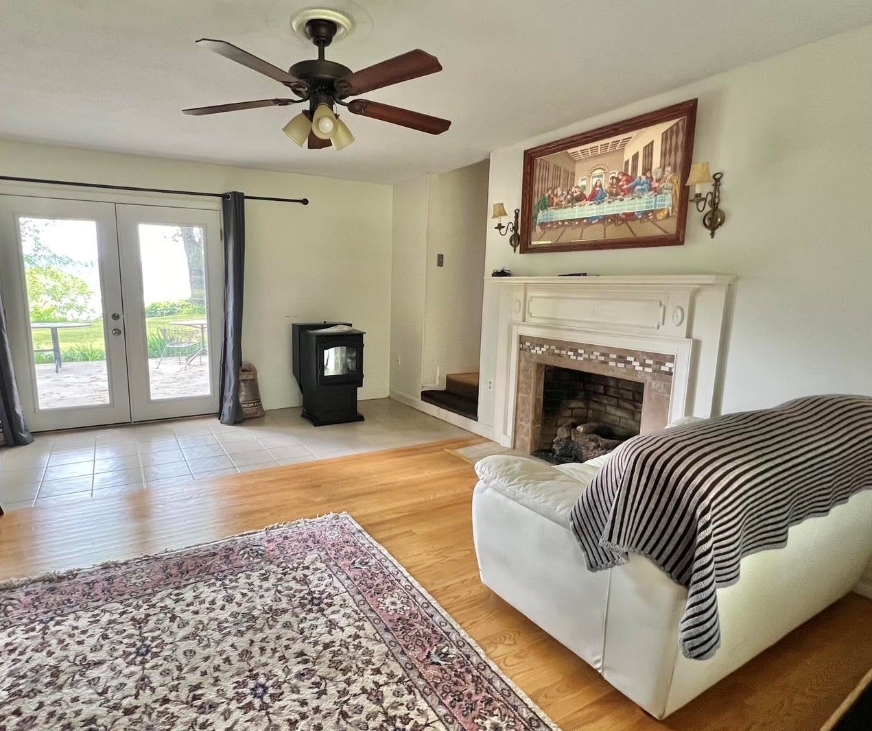 89 Butler Ave, Hinsdale, NH 03451