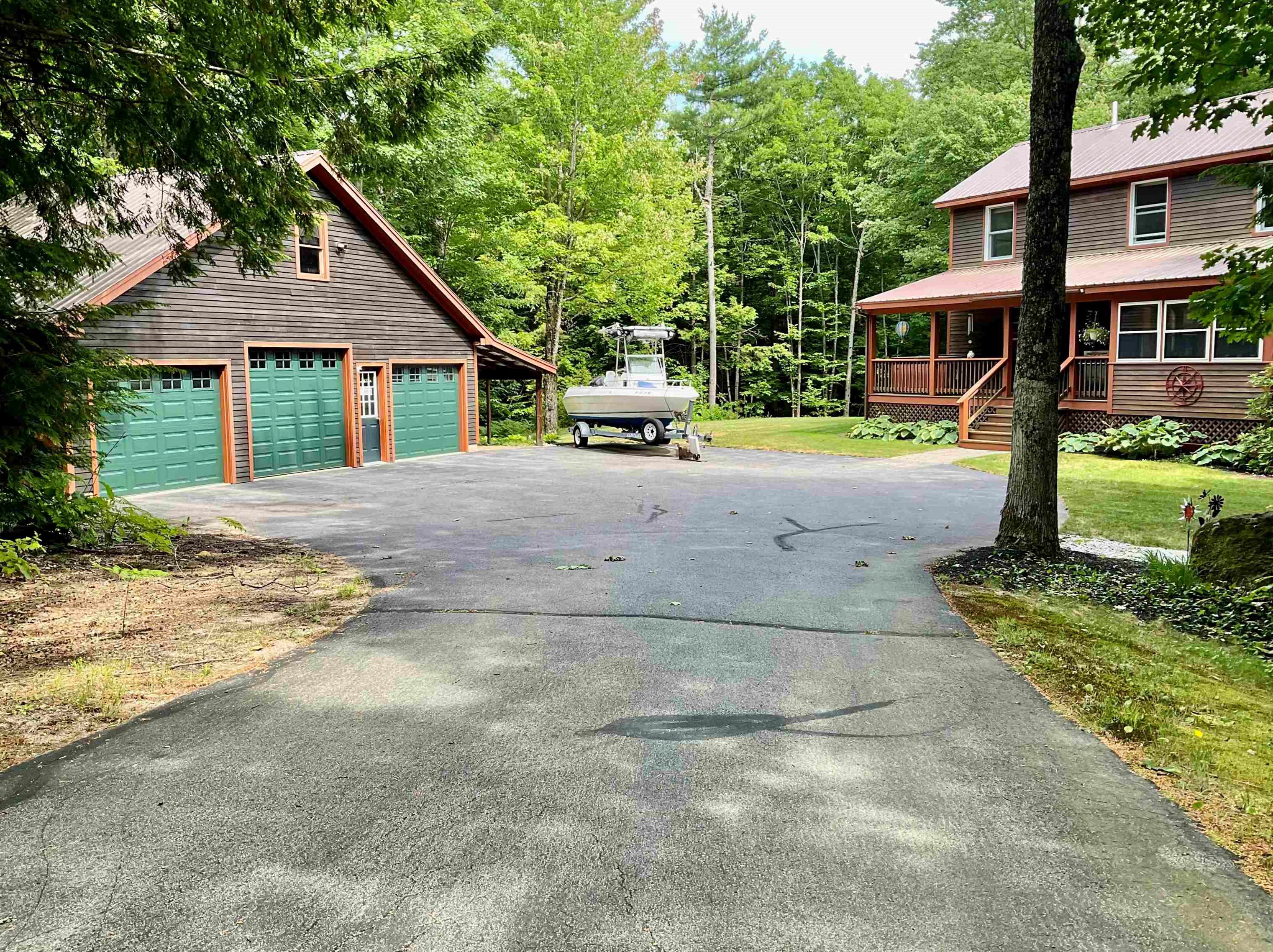 1059 Stark Rd, Conway, NH 03813
