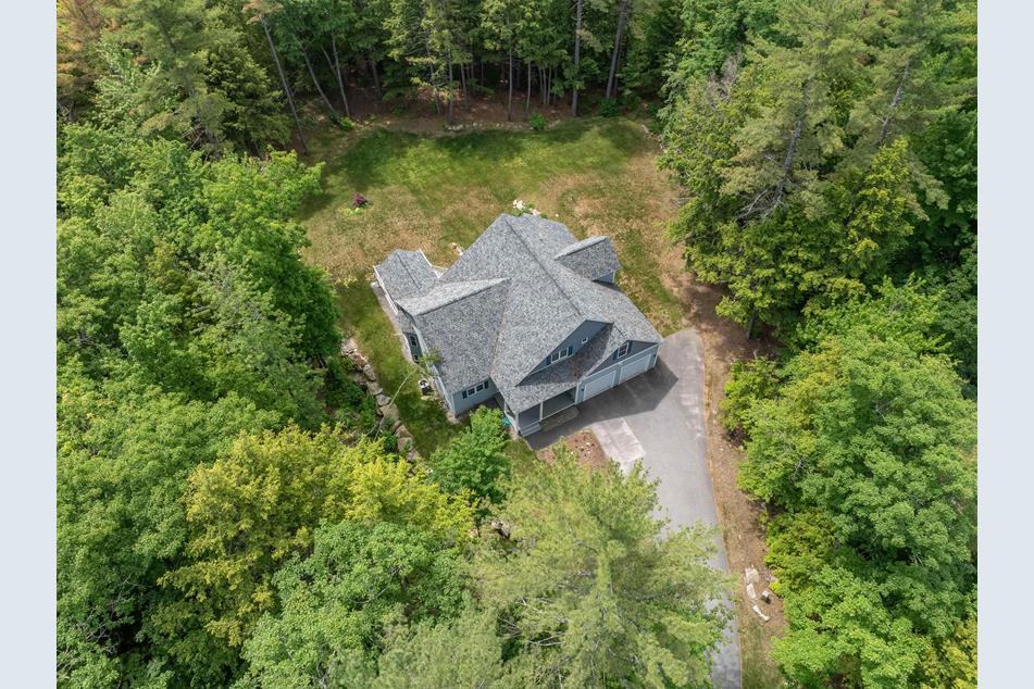 33 Beaverside Dr, Center Harbor, NH 03226 MLS 5000839 Coldwell Banker