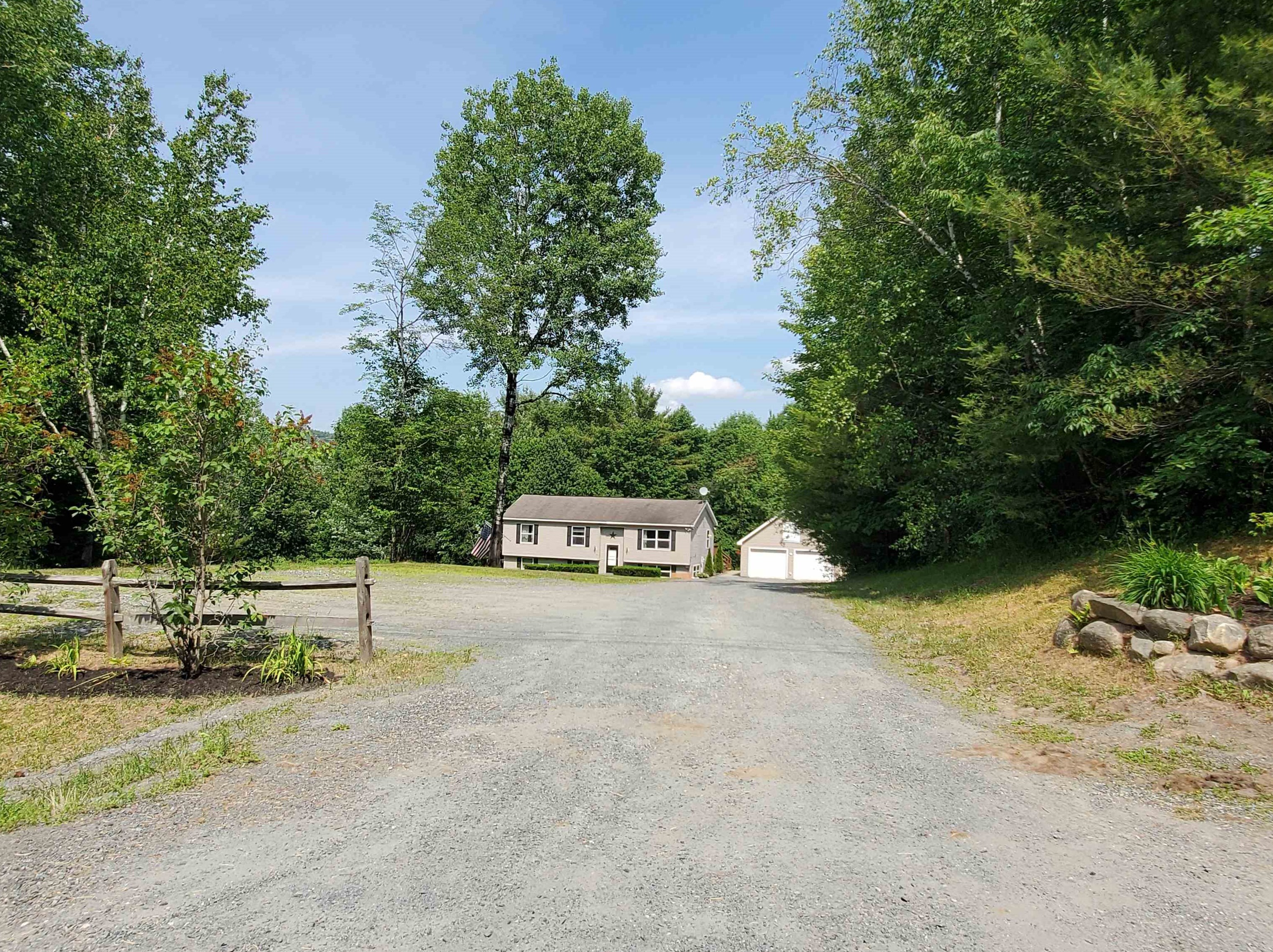 688 Methodist Hill Rd, Enfield, NH 03748