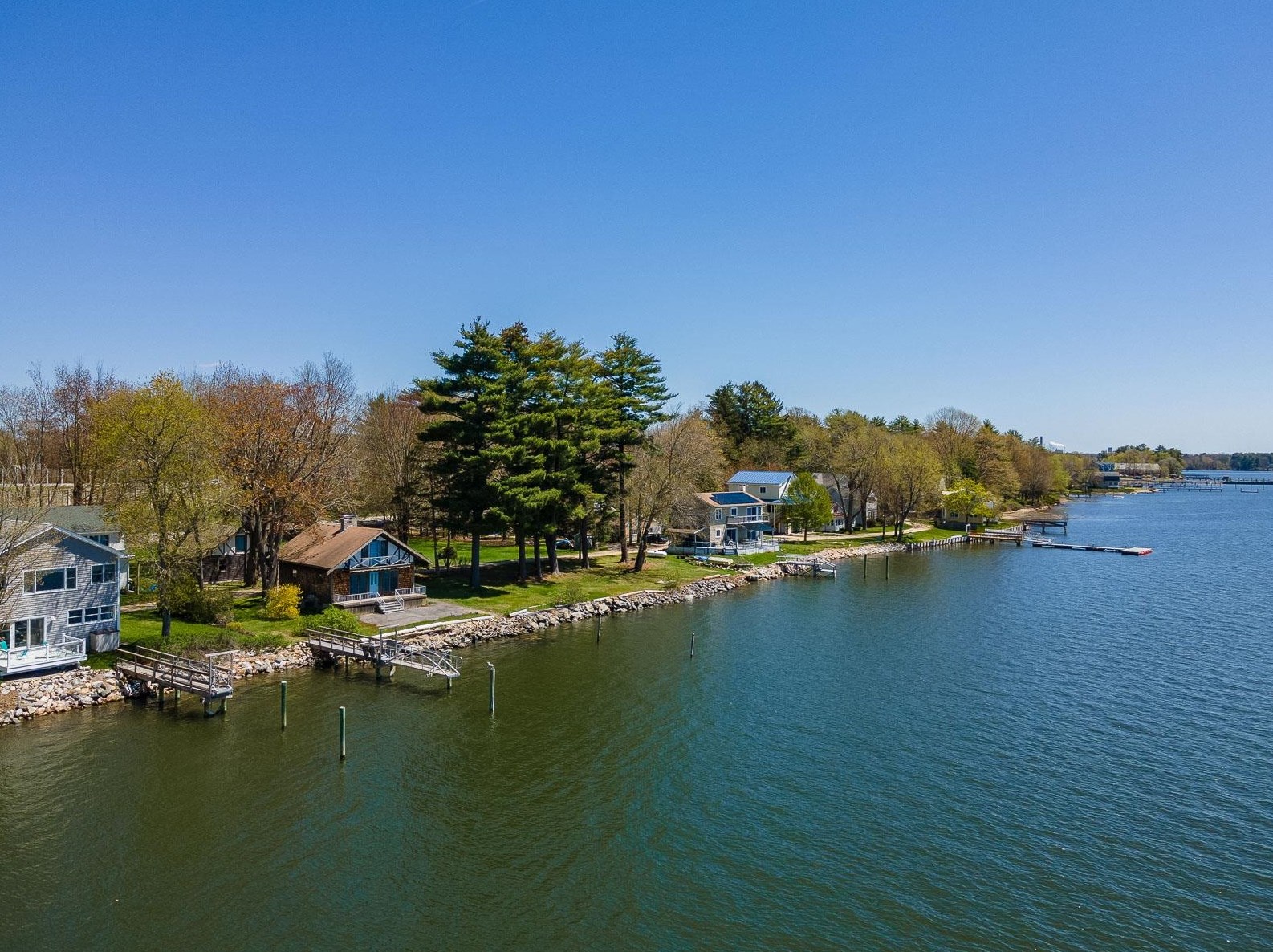 35 Boston Harbor Rd, Dover, NH 03820