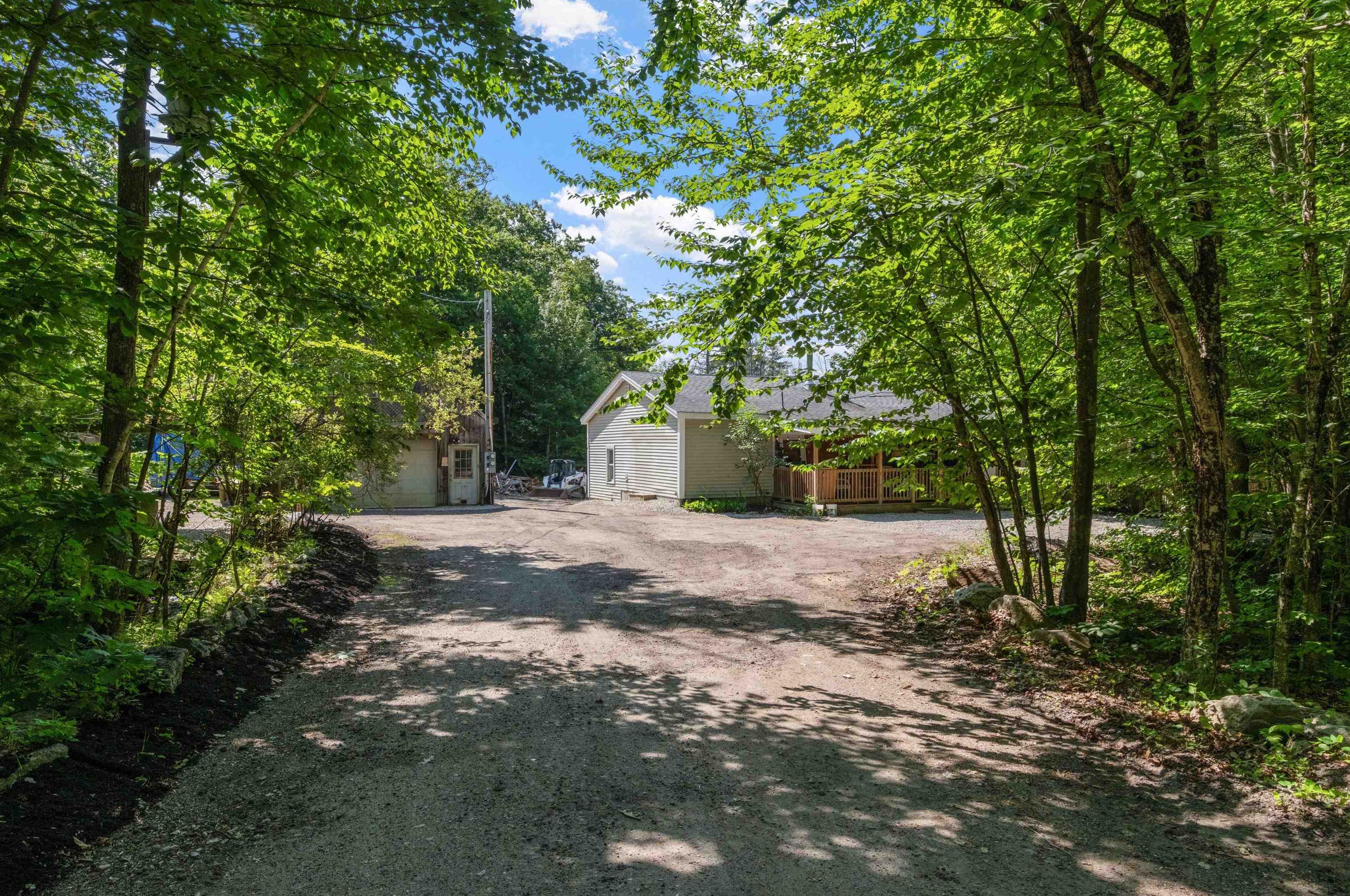 481 Beach Pond Rd, Tuftonboro, NH 03894