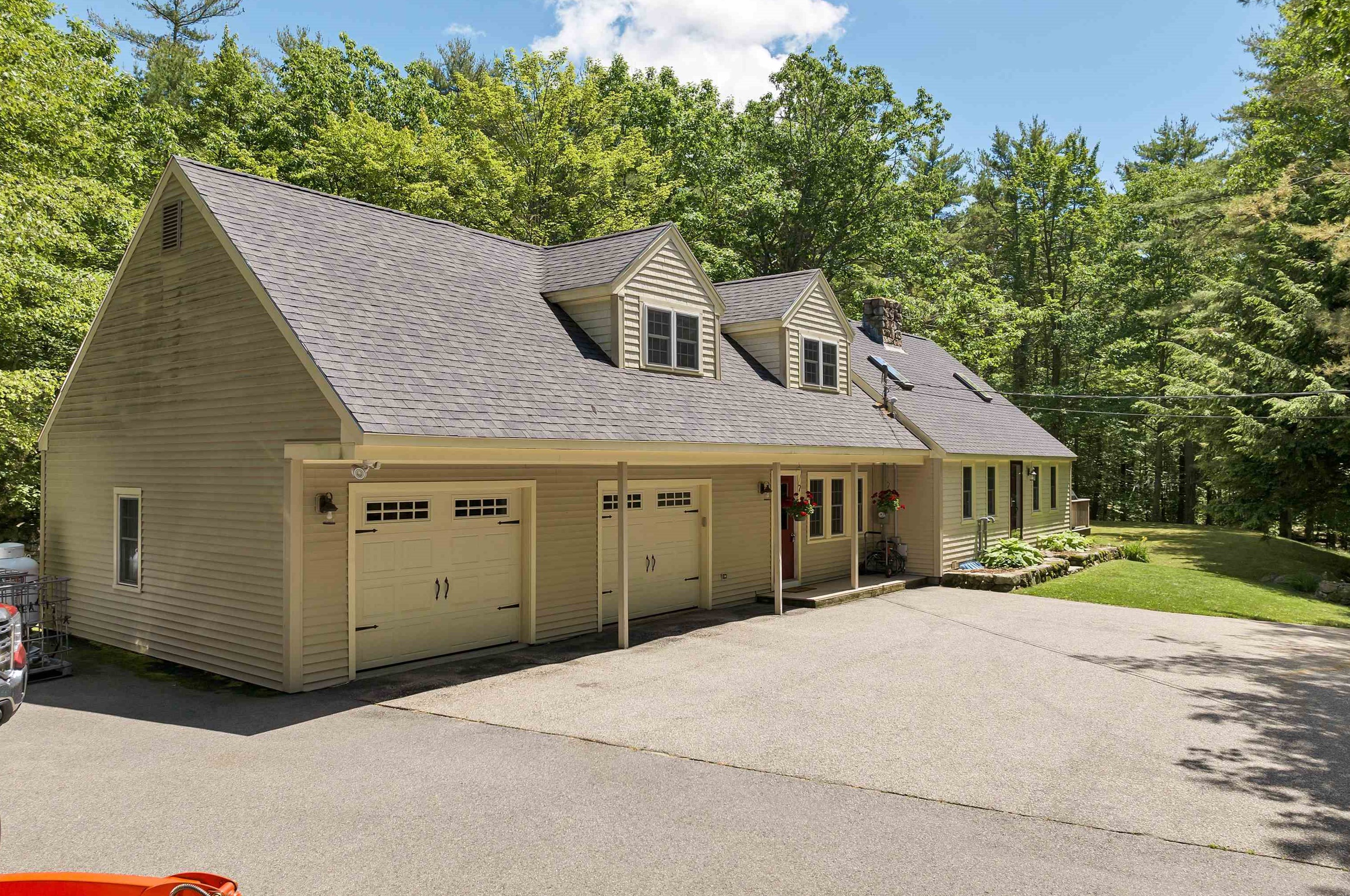 298 Middleton Rd, Wolfeboro, NH 03894