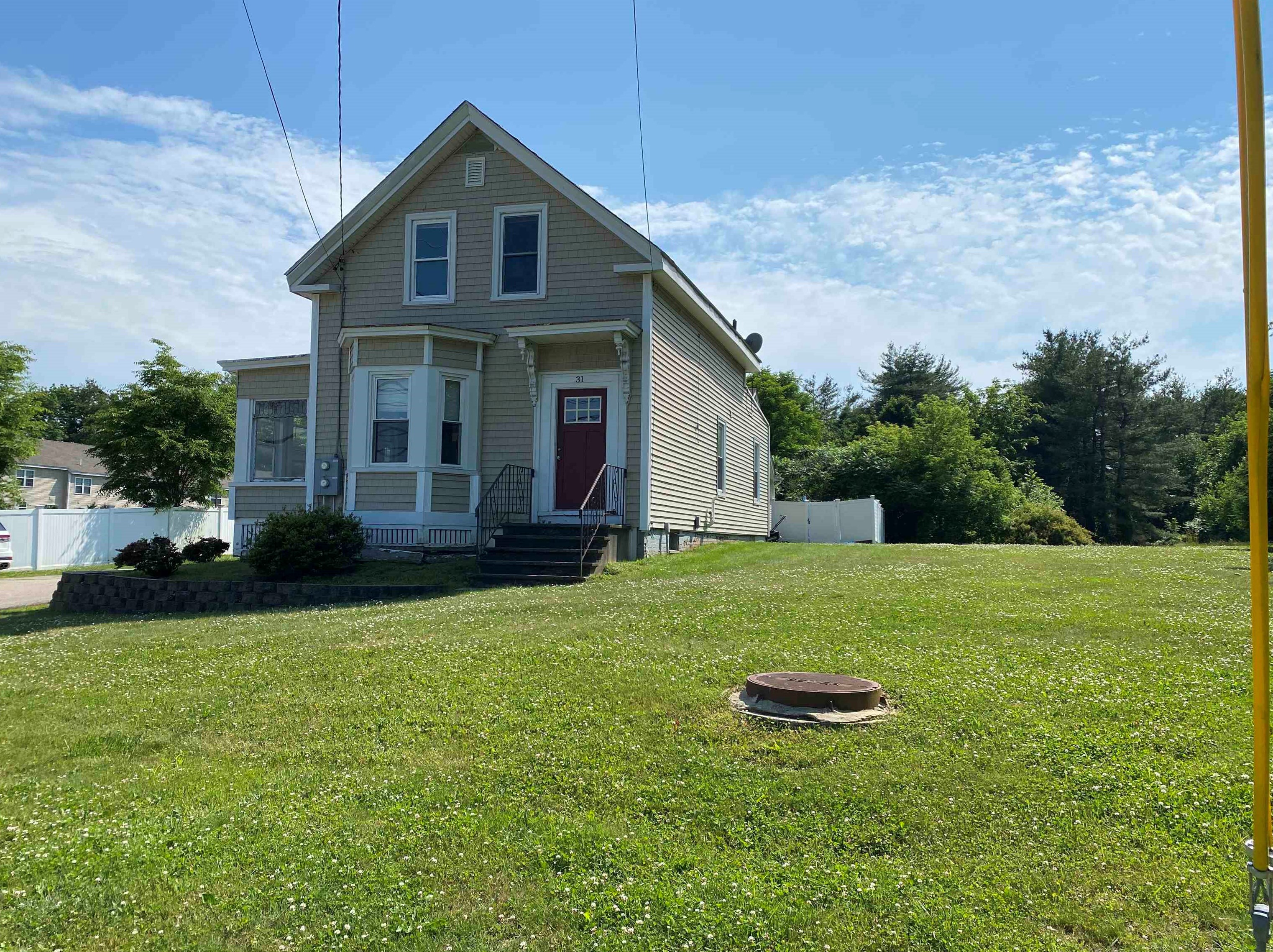 31 Dover Point Rd, Dover, NH 03820