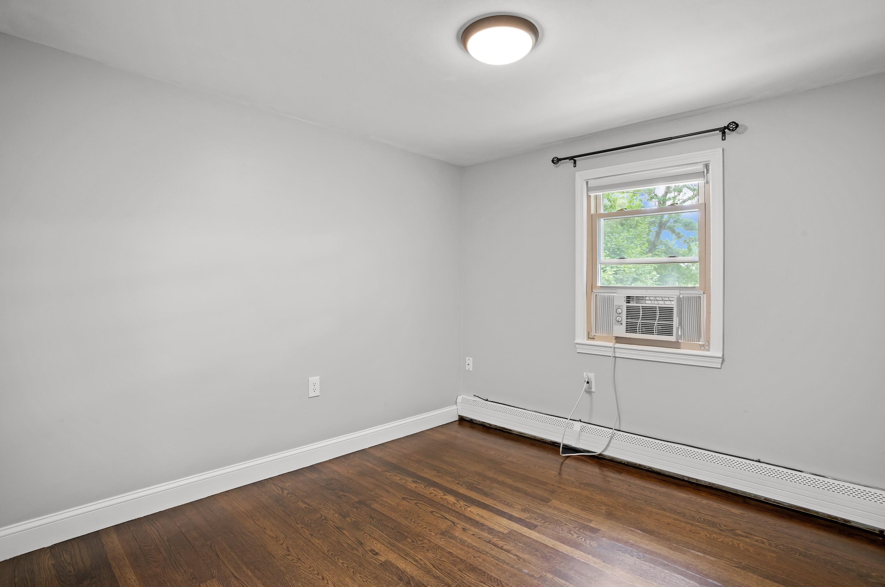 29 Jo Ellen Dr, Merrimack NH  03054-3944 exterior