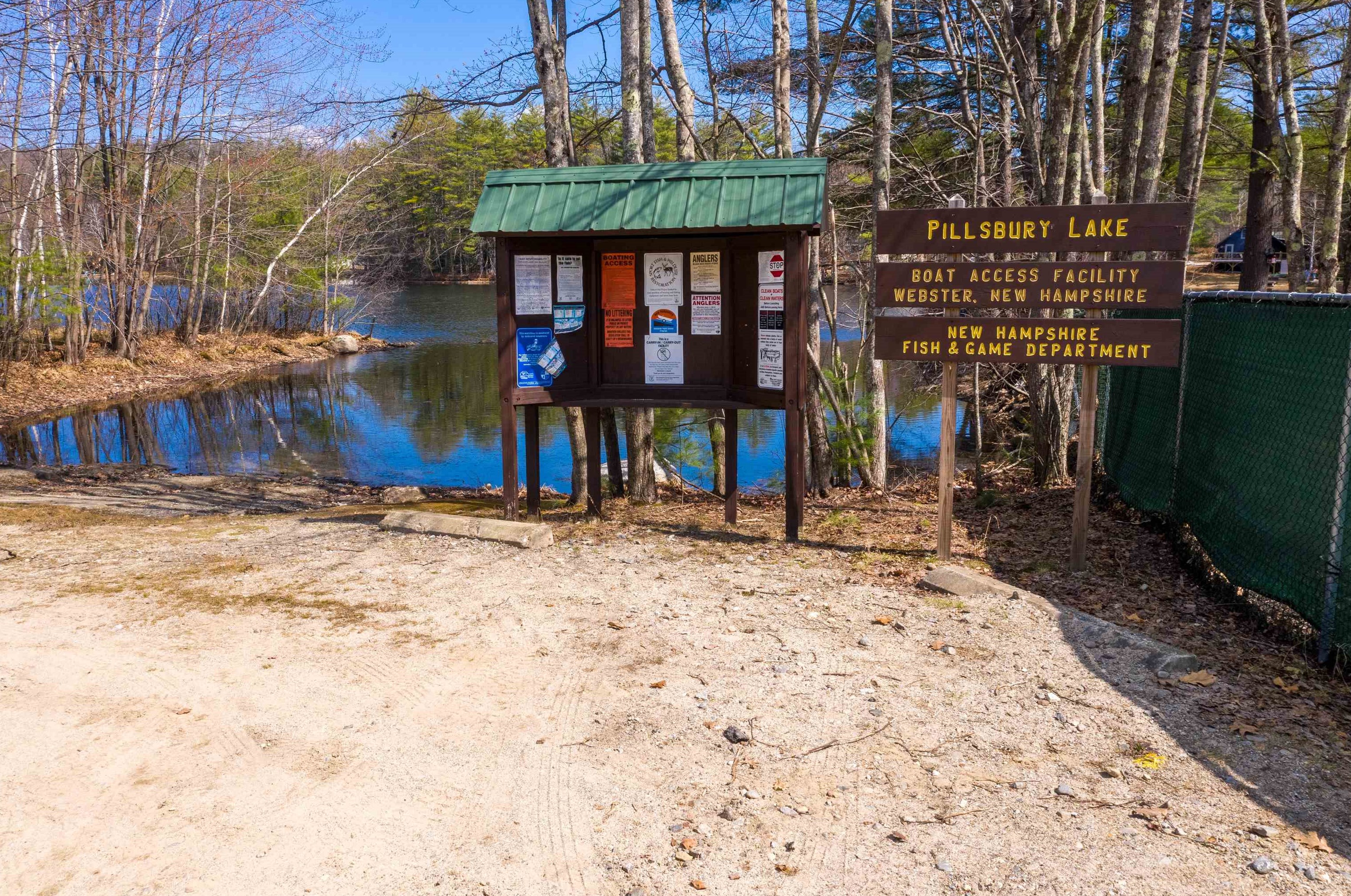103 New Hampshire Dr, Concord NH  03303-7920 exterior
