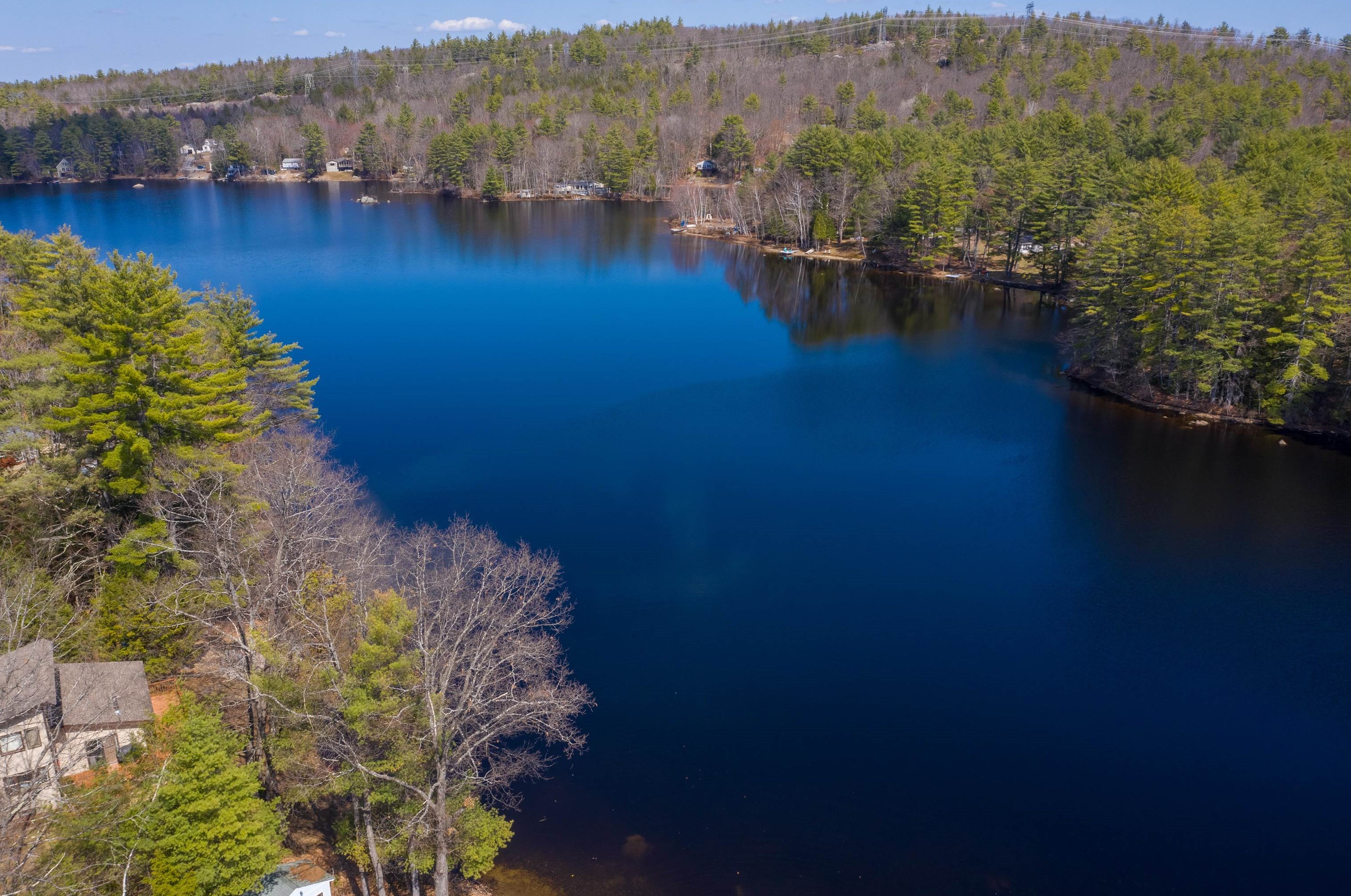 103 New Hampshire Dr, Concord NH  03303-7920 exterior