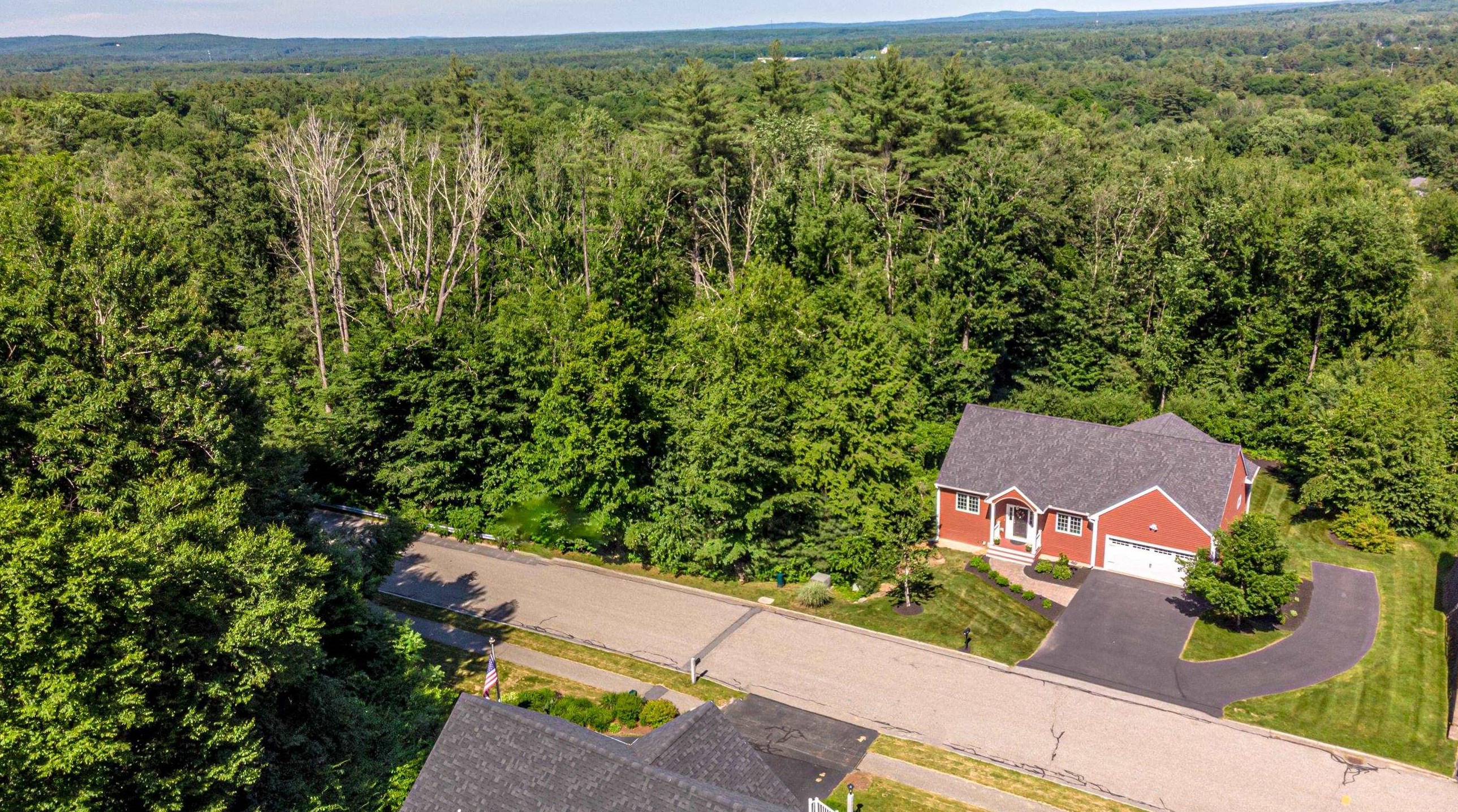 26 Ebony Dr, Rochester, NH 03867