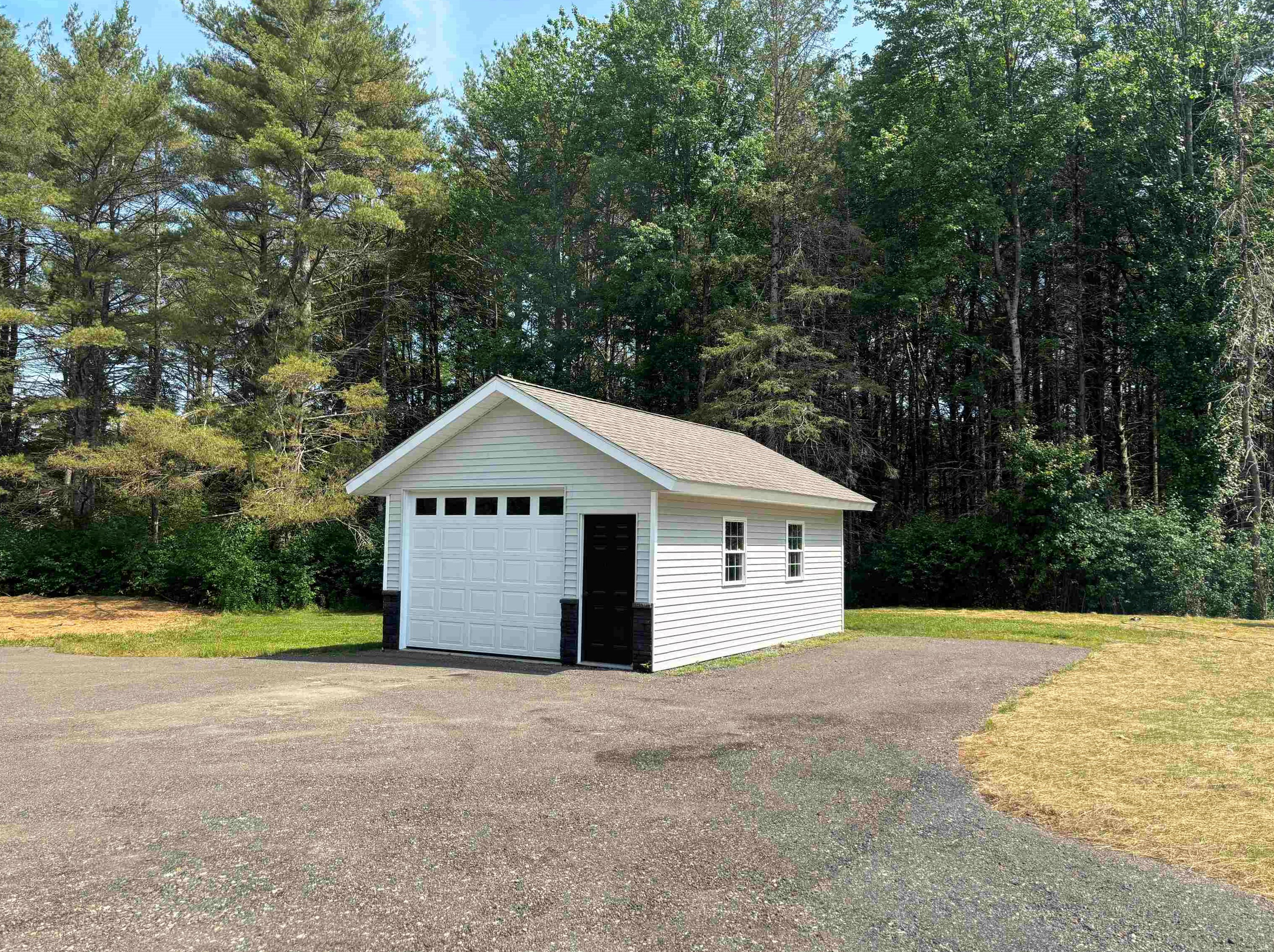 103 Bowkerville Rd, Fitzwilliam, NH 03447